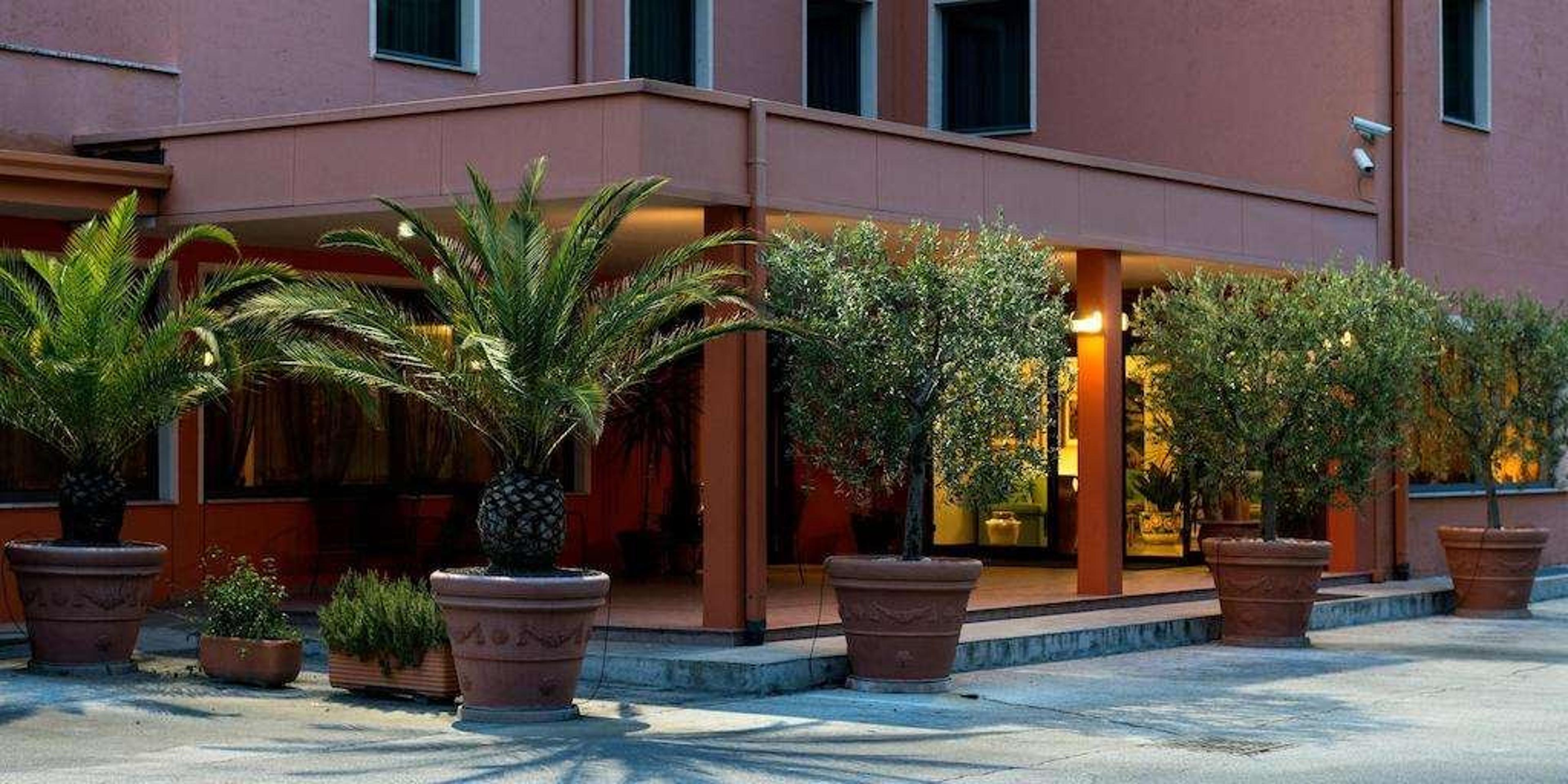 Hotel Photo 1