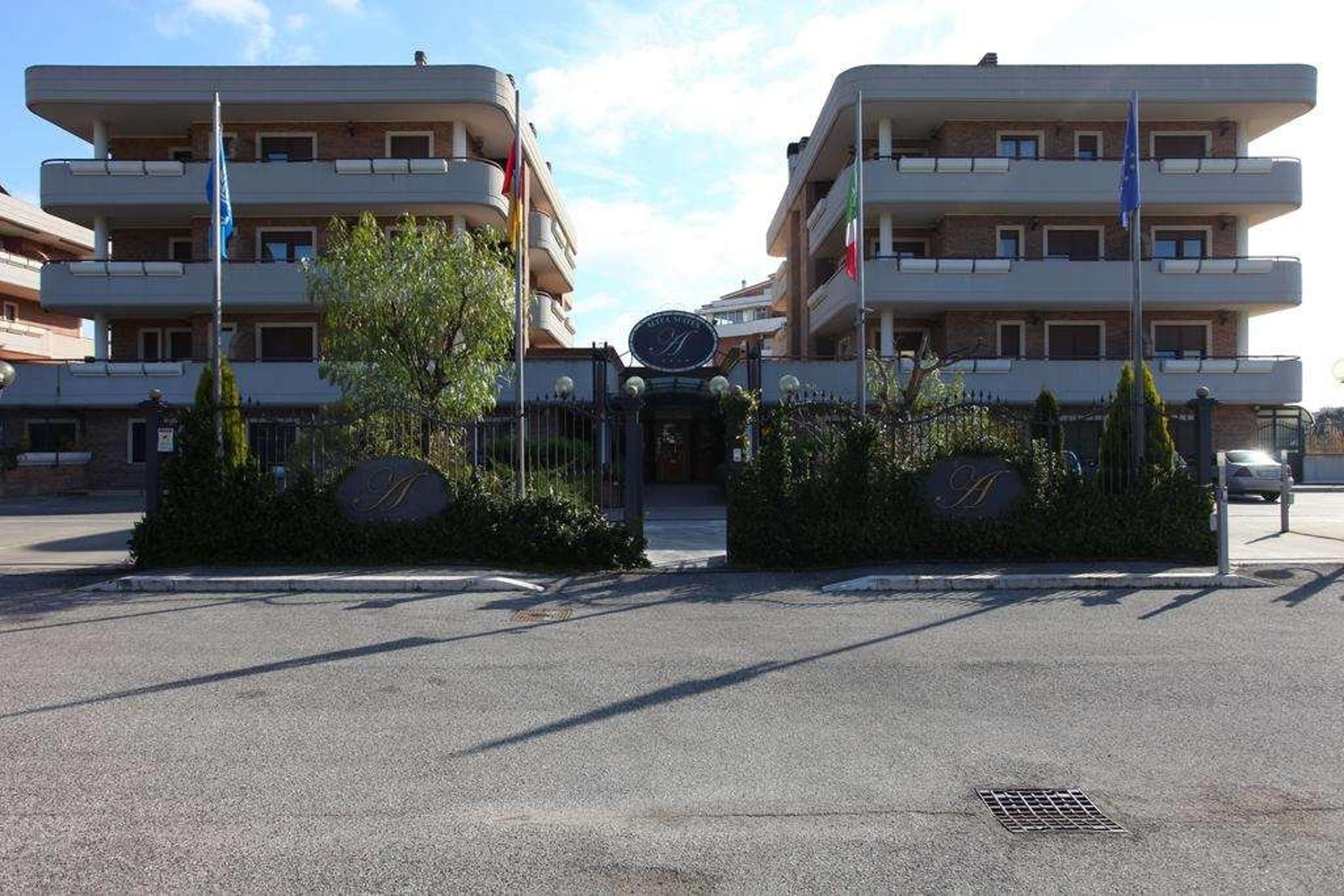 Altea Suites Hotel Residence