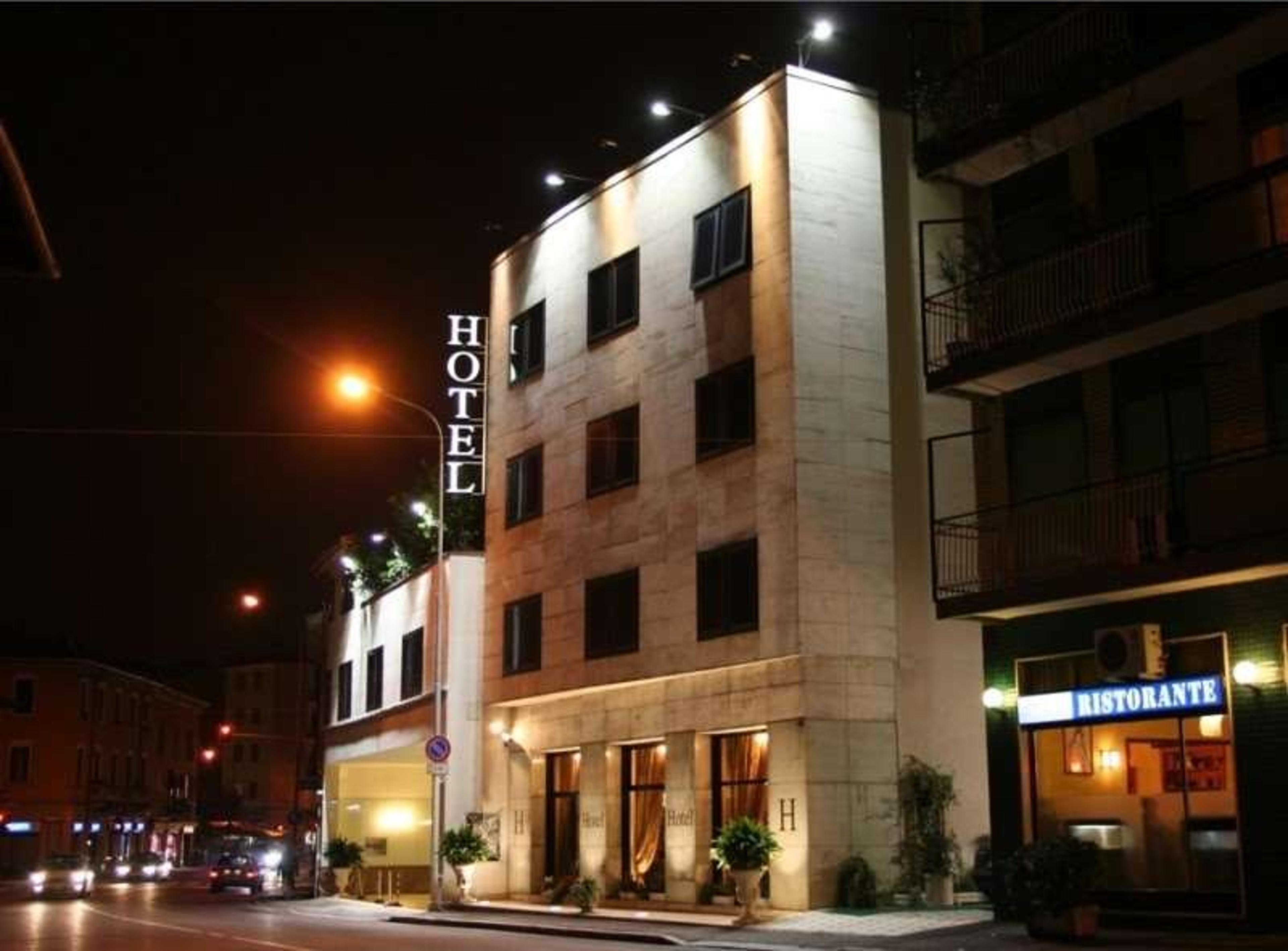 HOTEL EUROPA FIERA RHO