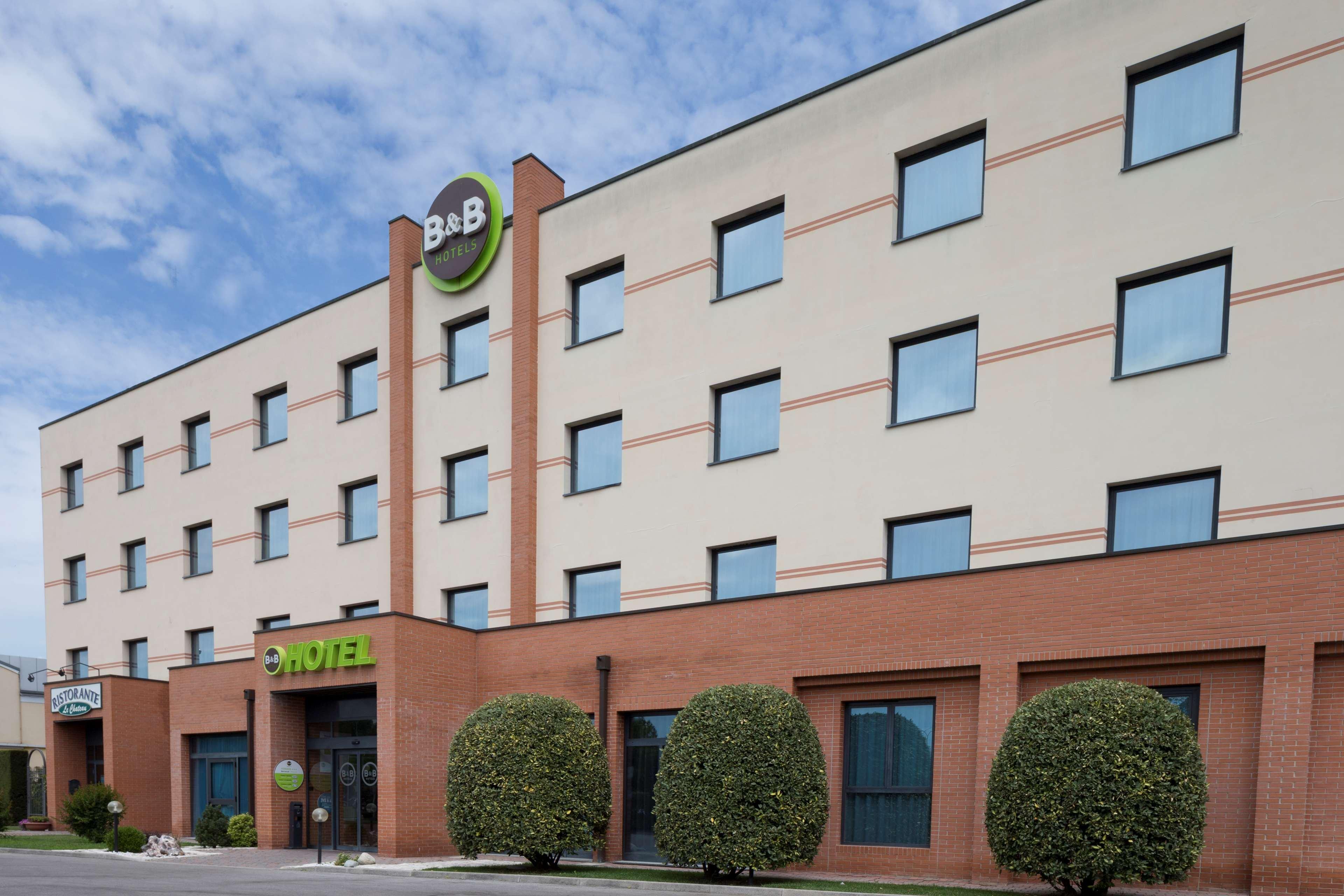 B-B HOTEL FERRARA