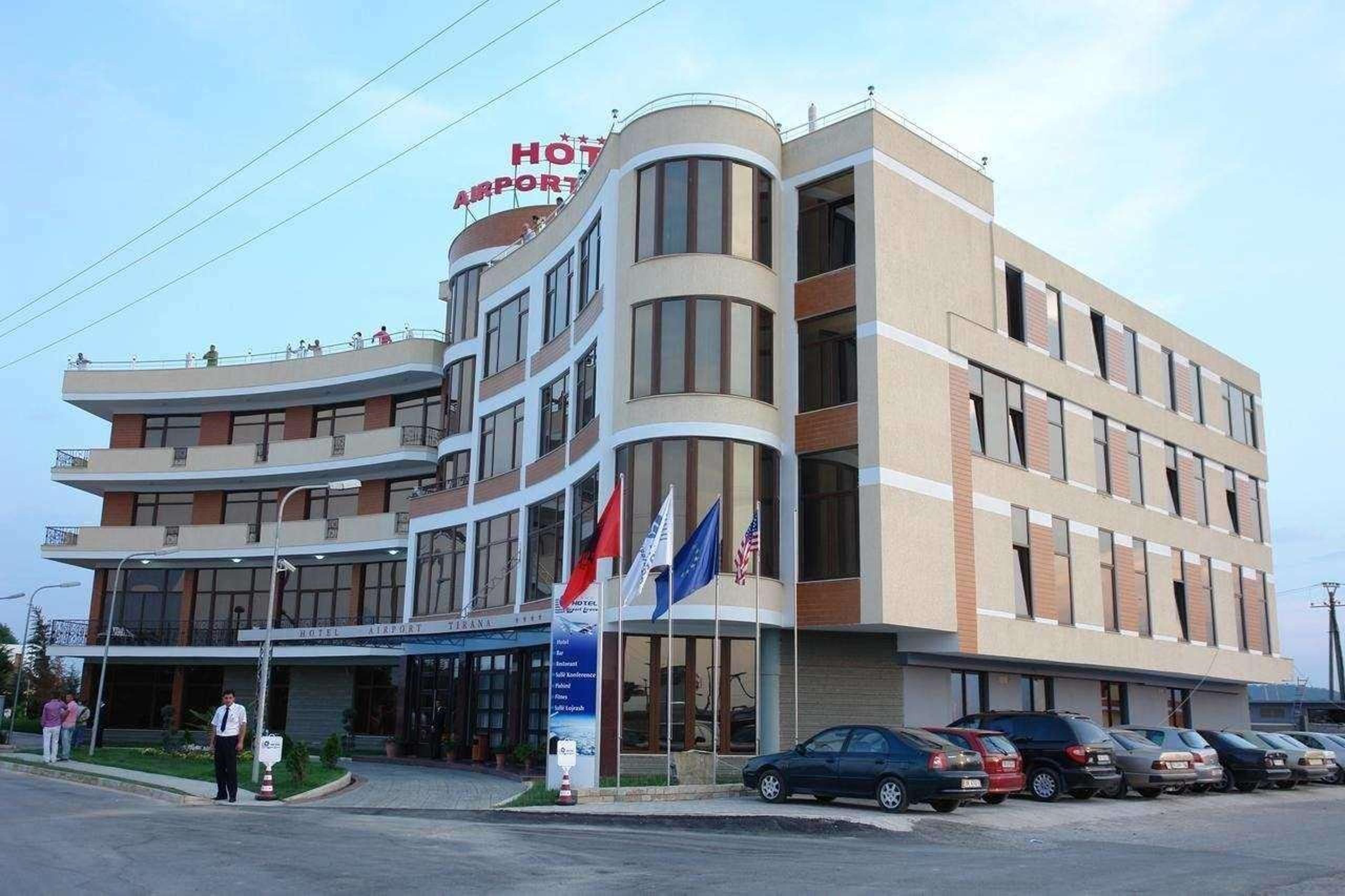 AIRPORT HOTEL TIRANA - RINAS