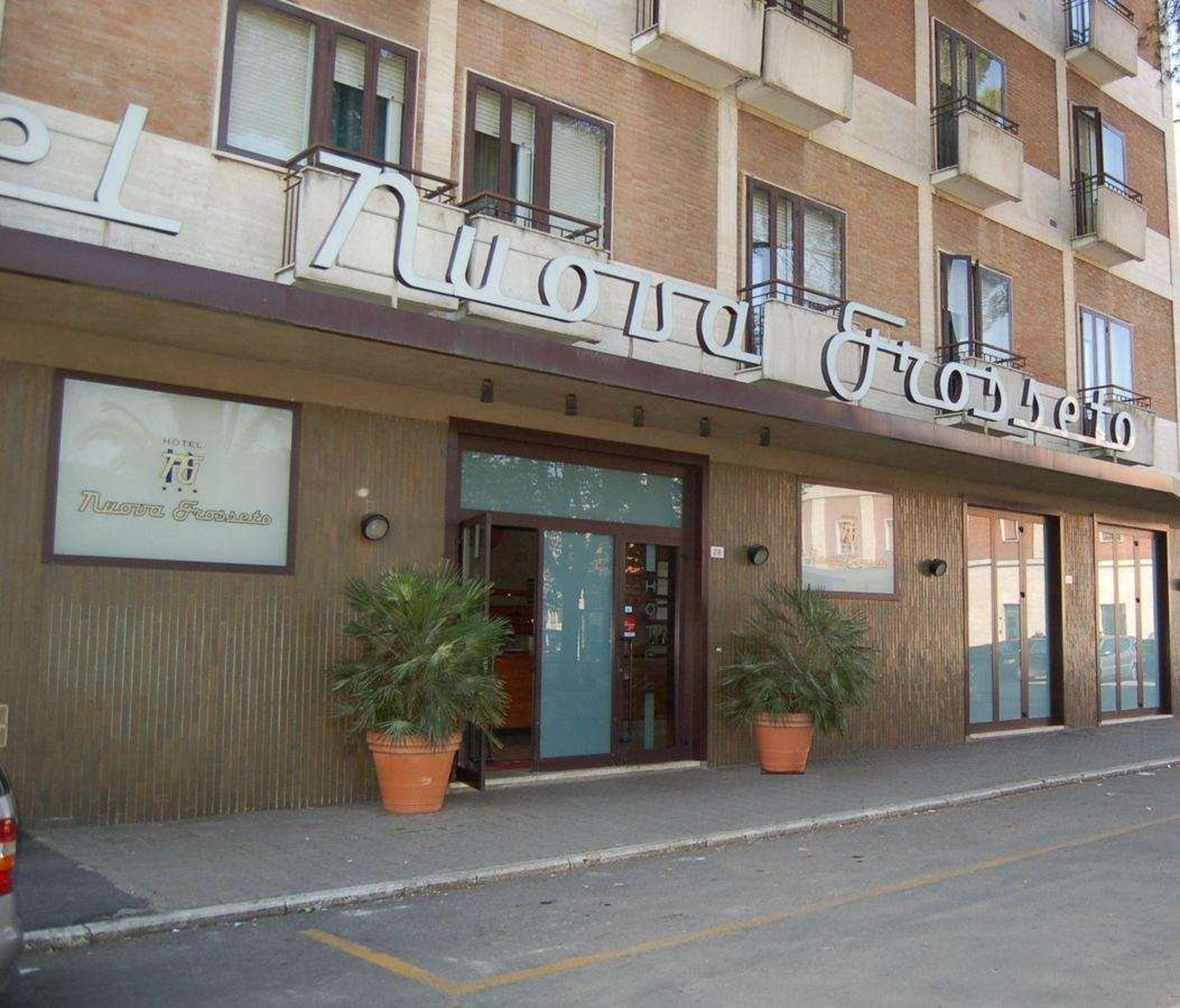 Hotel Photo 1