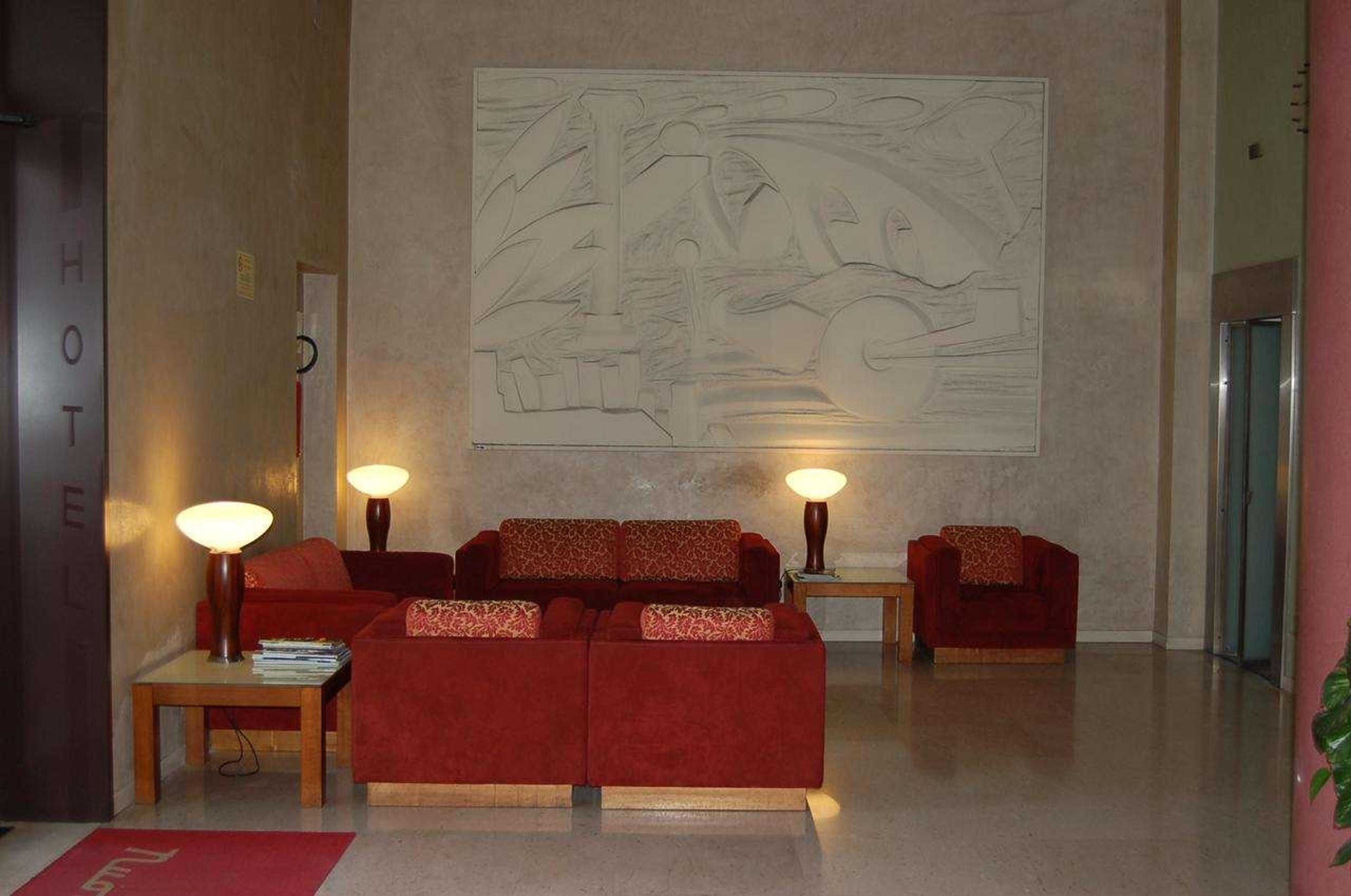 Hotel Photo 5