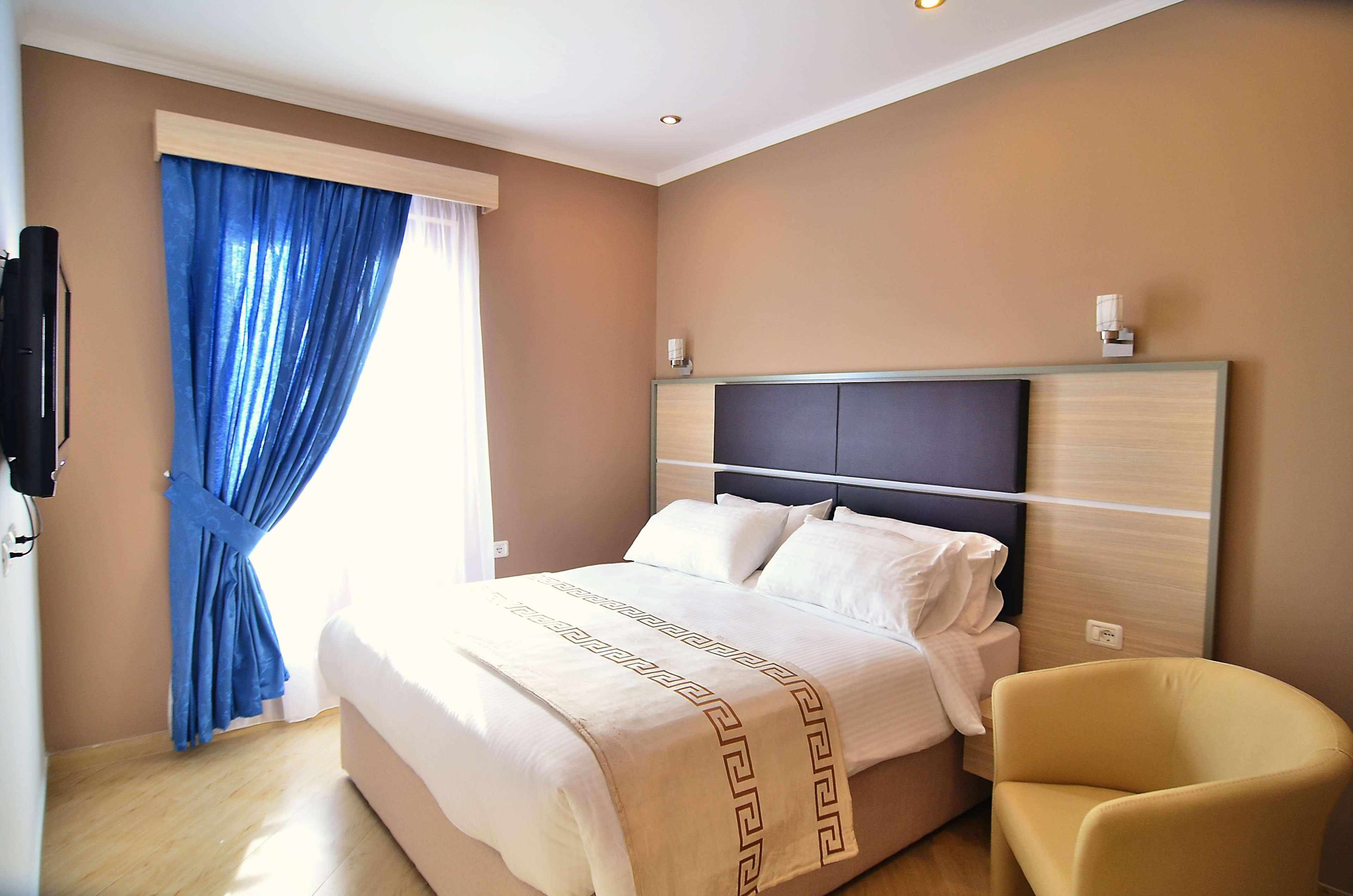 HOTEL CAPITAL TIRANA