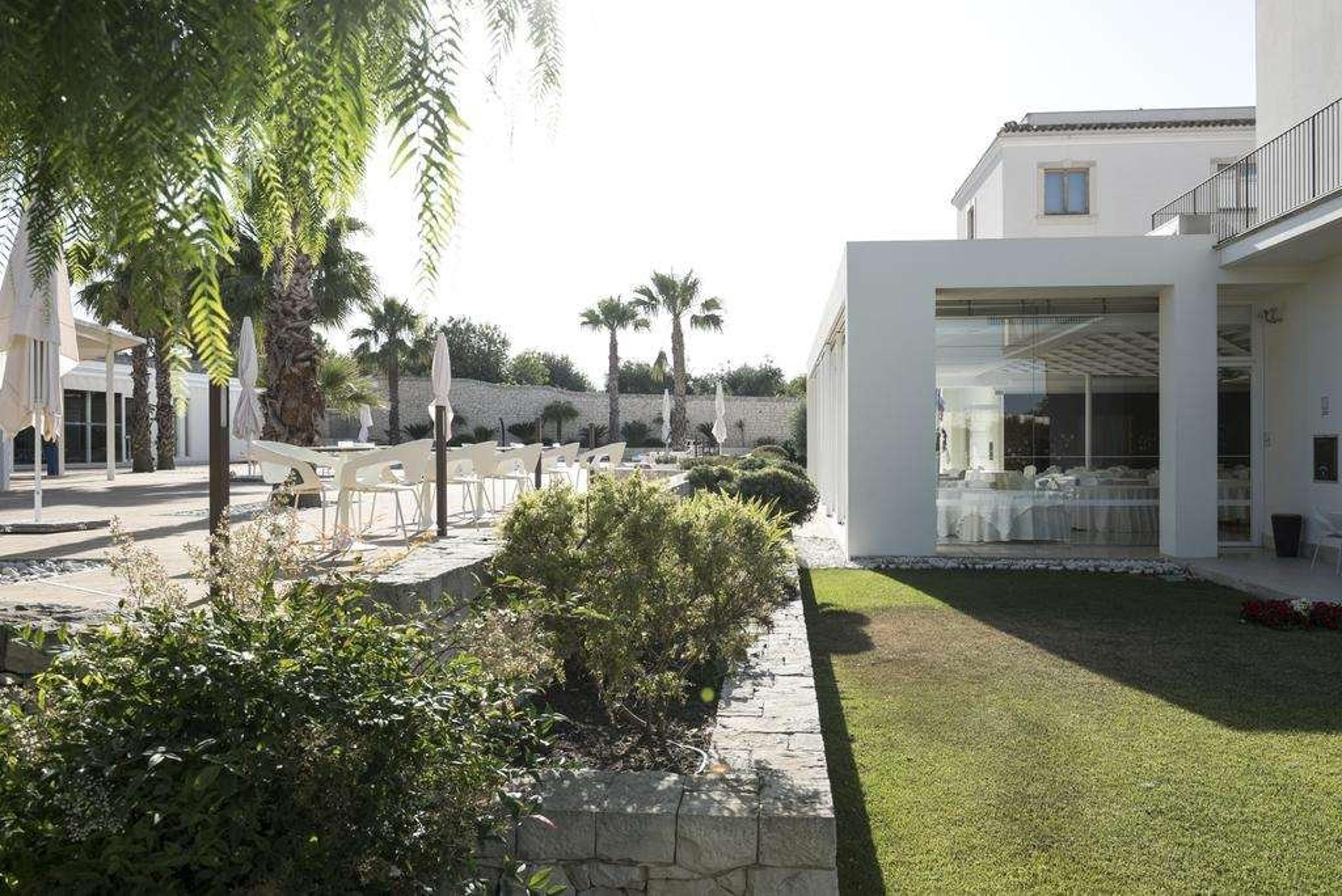 PIETRE NERE RESORT - MODICA