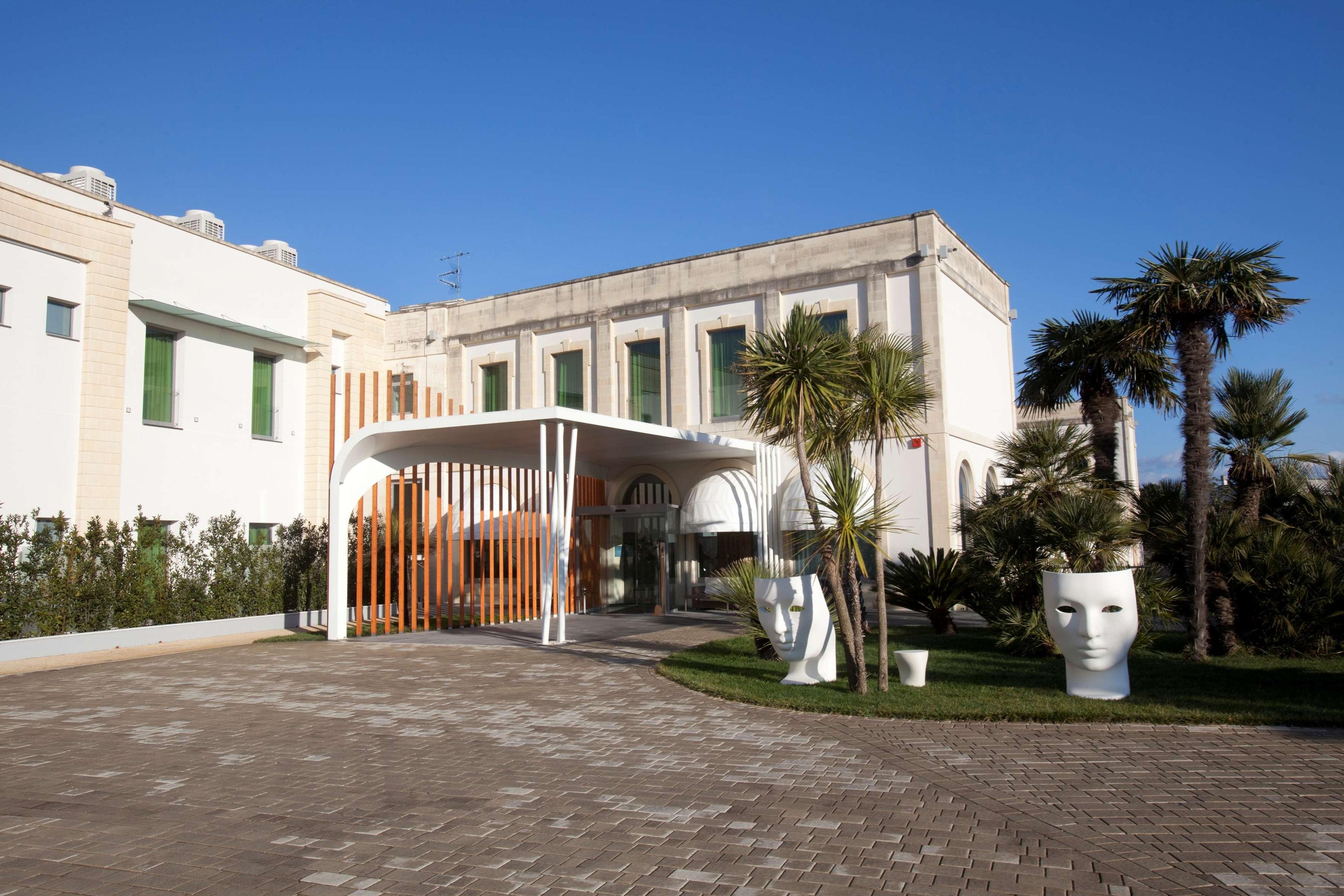 Hotel Photo 1