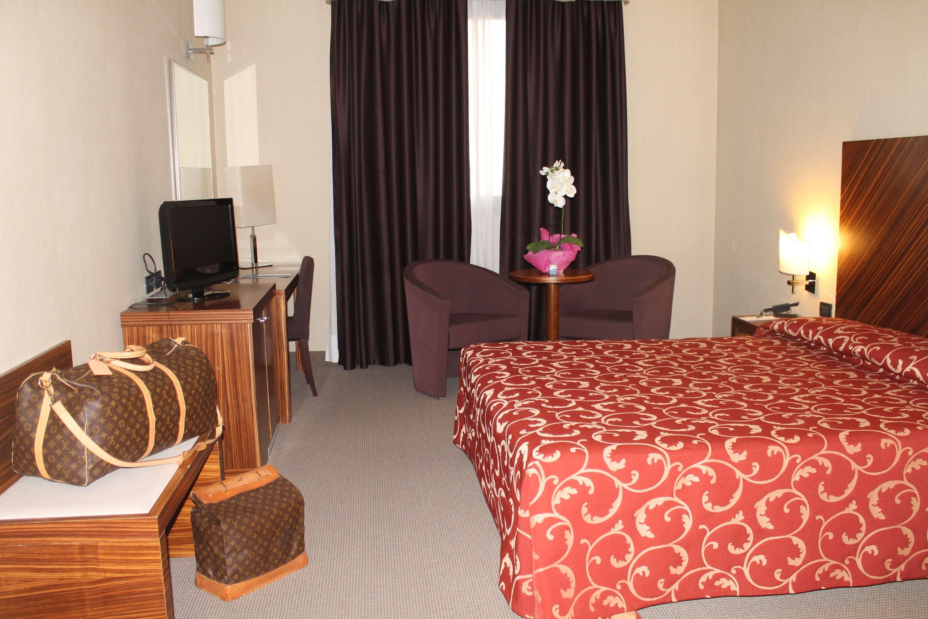 MH HOTEL PIACENZA FIERA