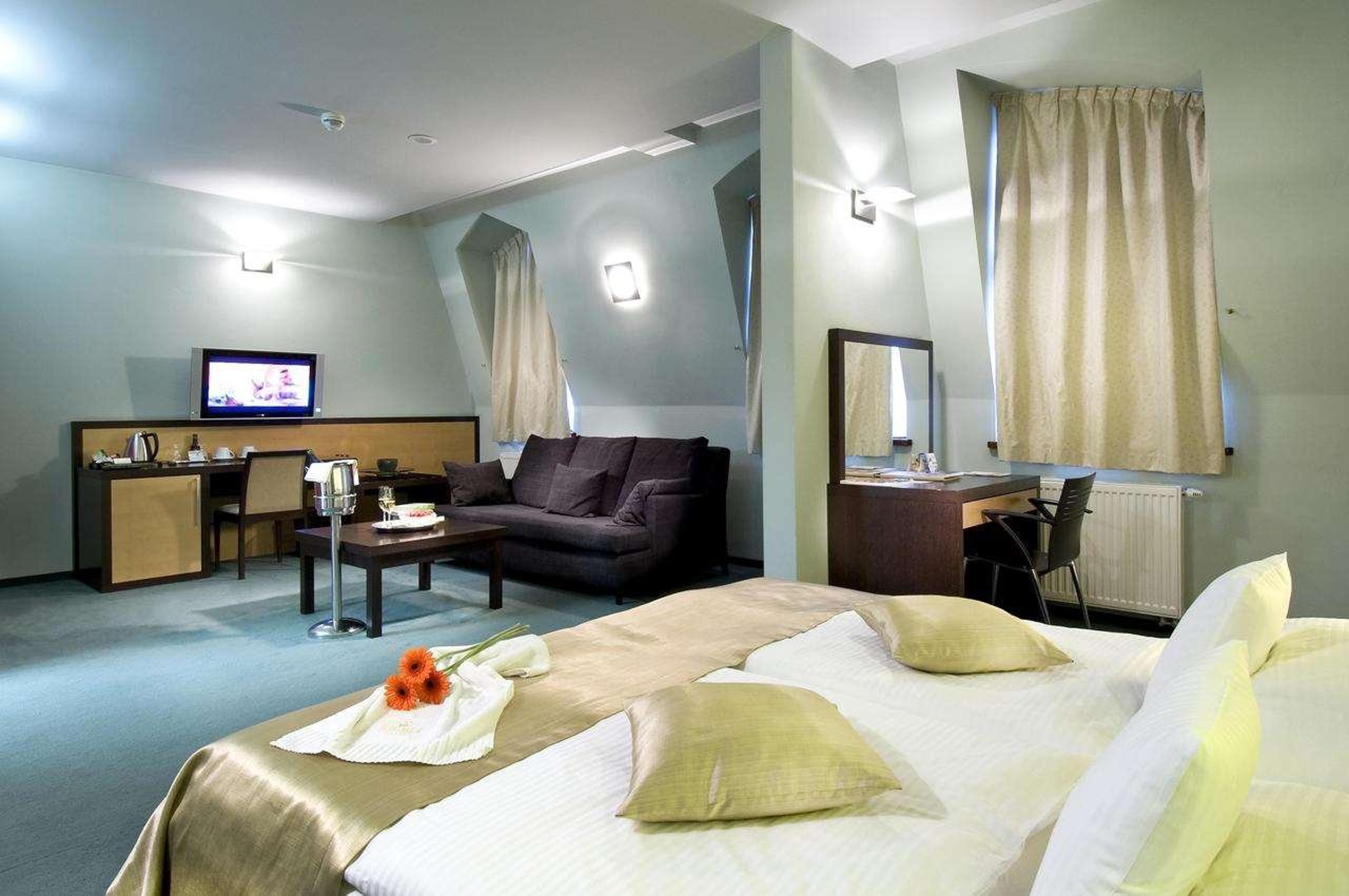 DUBNA SKALA HOTEL