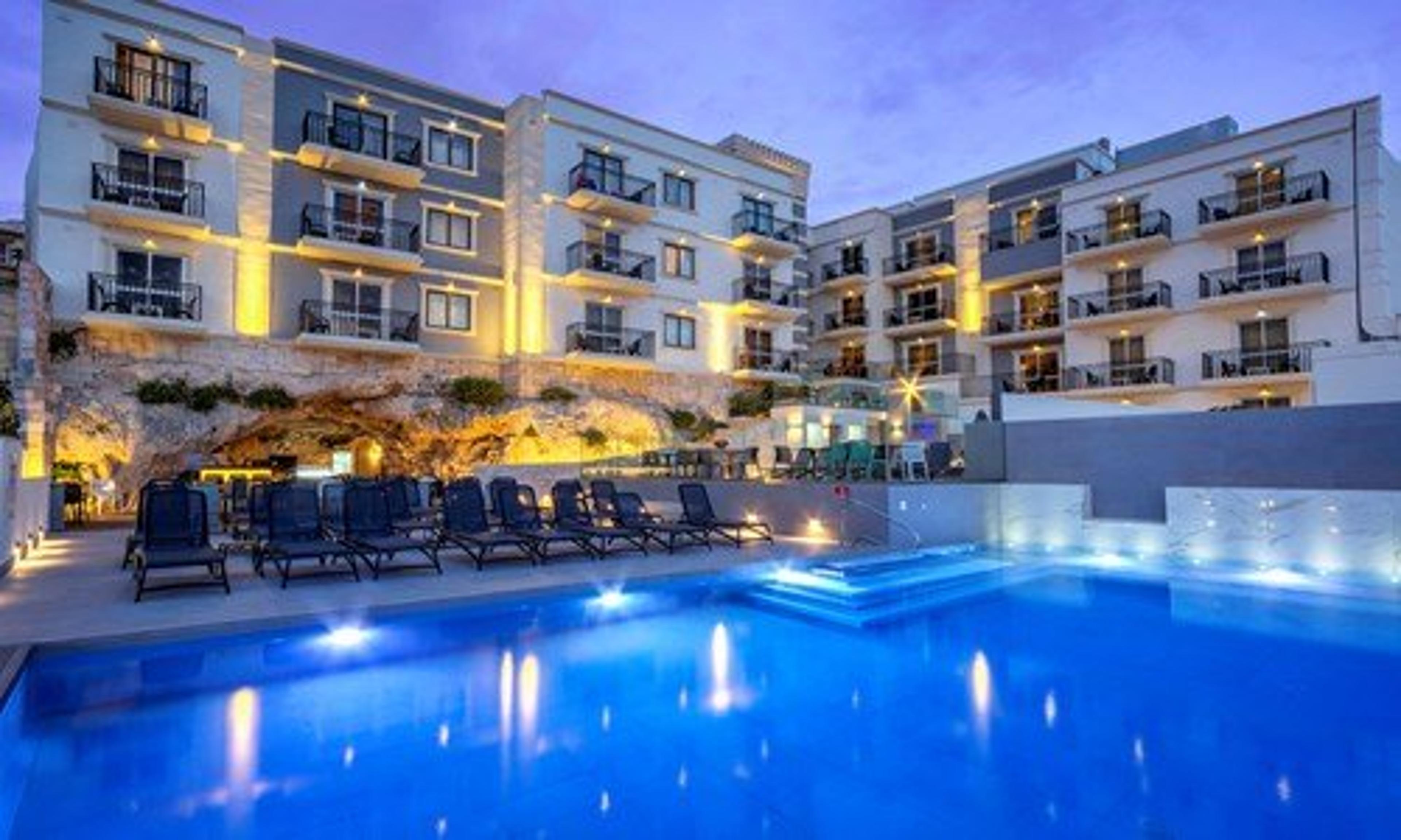 PERGOLA HOTEL AND SPA