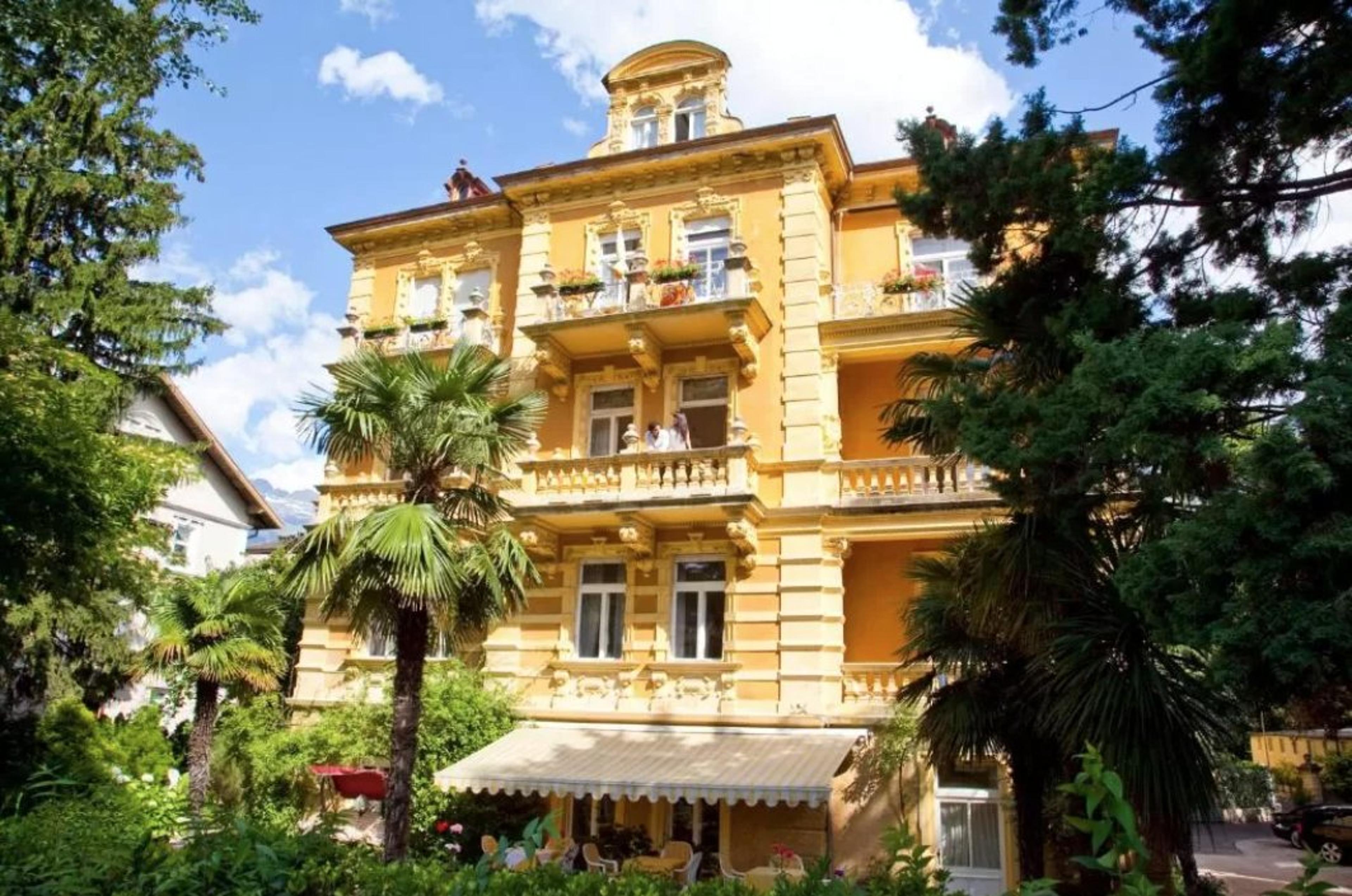HOTEL VILLA WESTEND