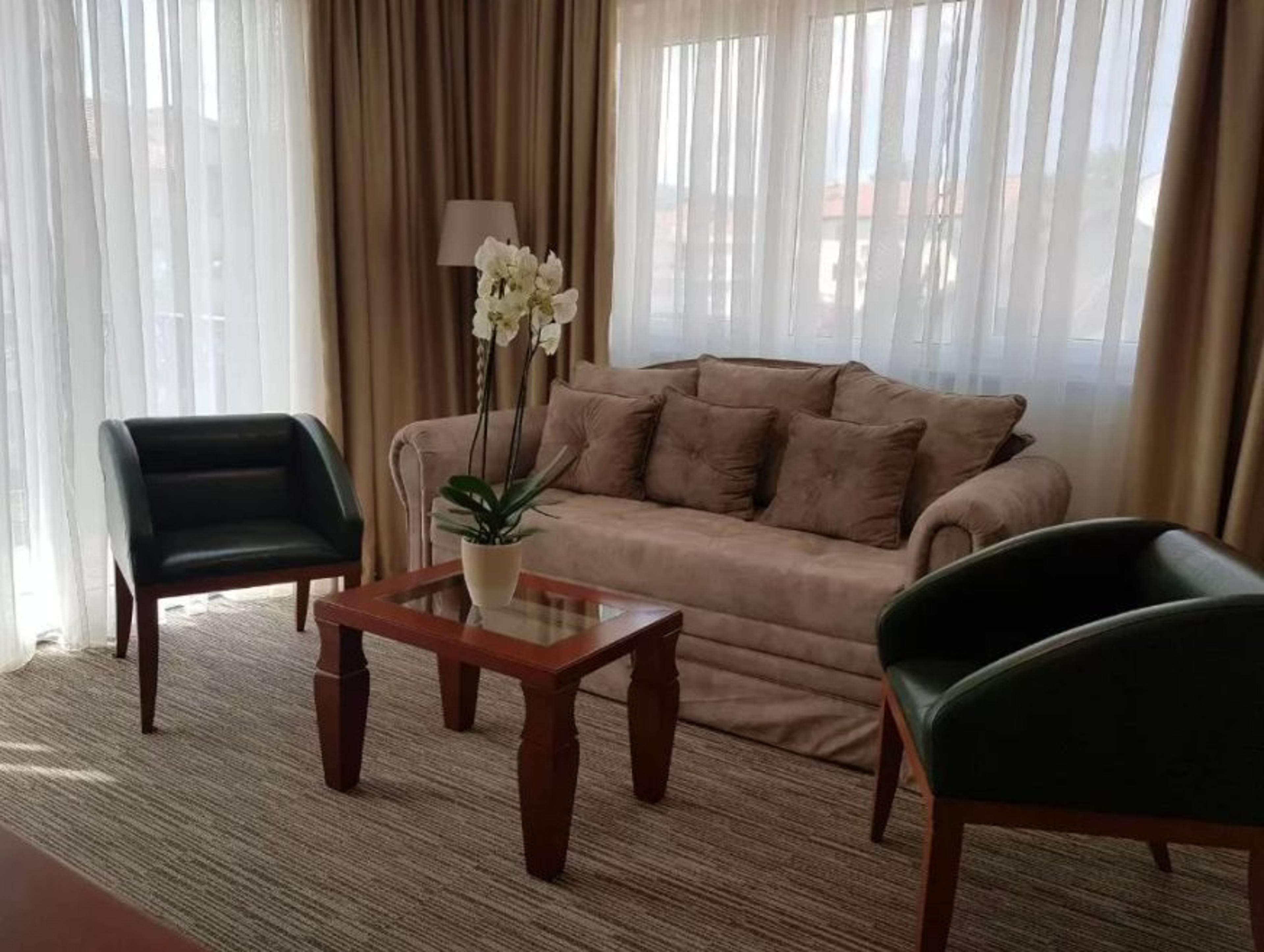 Hotel Photo 4