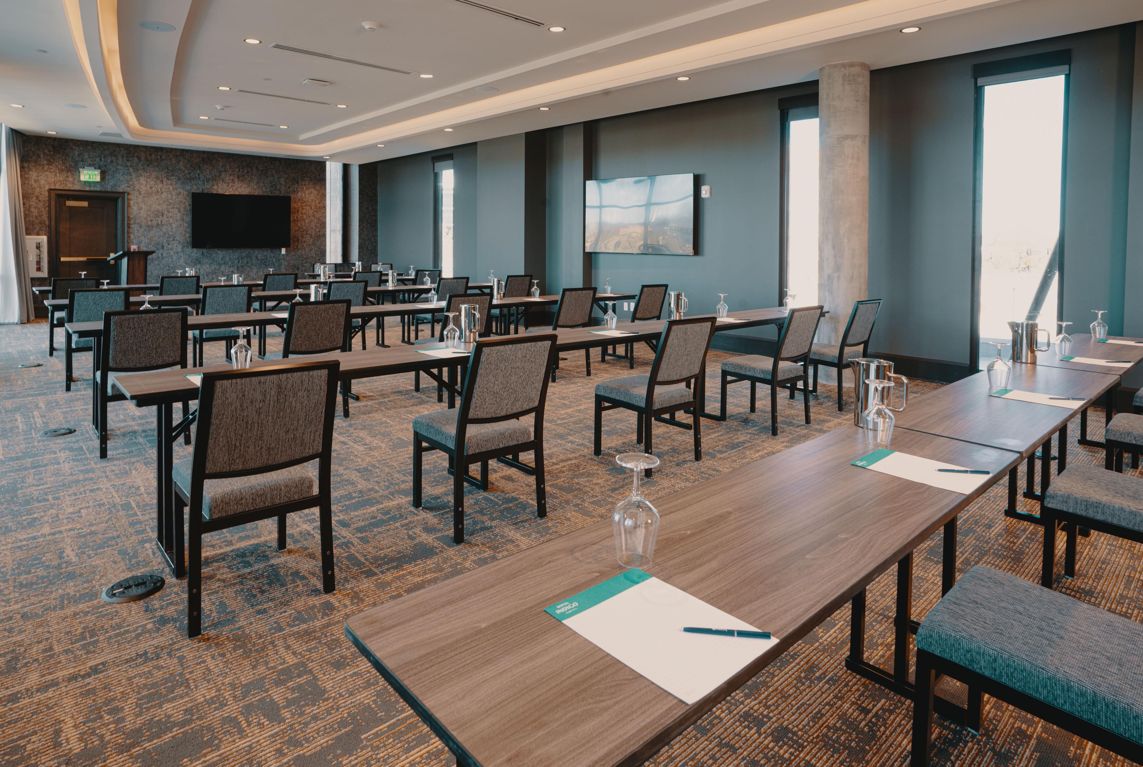 HOTEL INDIGO COLUMBUS AT RIVERFRONT