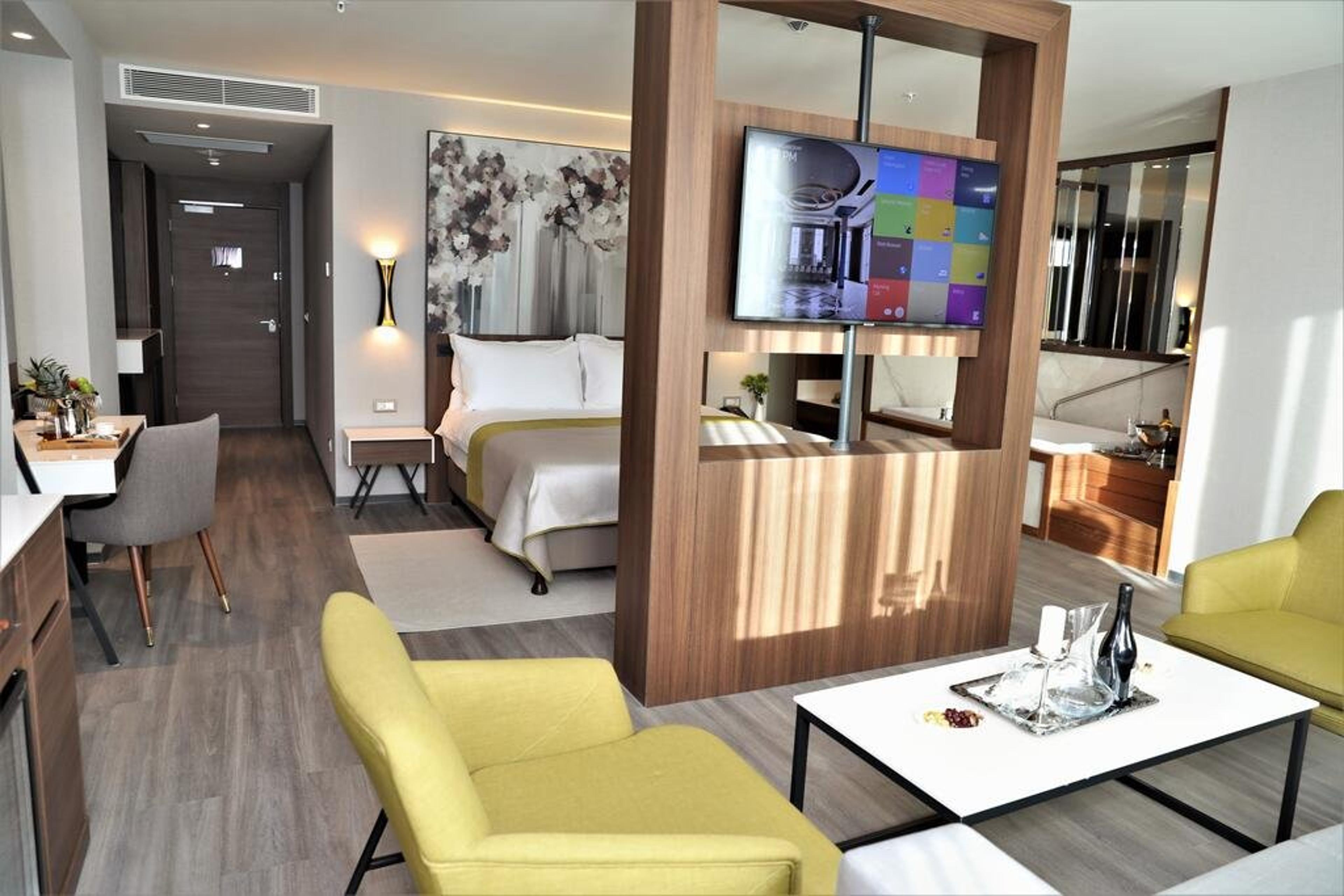 LIMAK LUXURY HOTEL SKOPJE