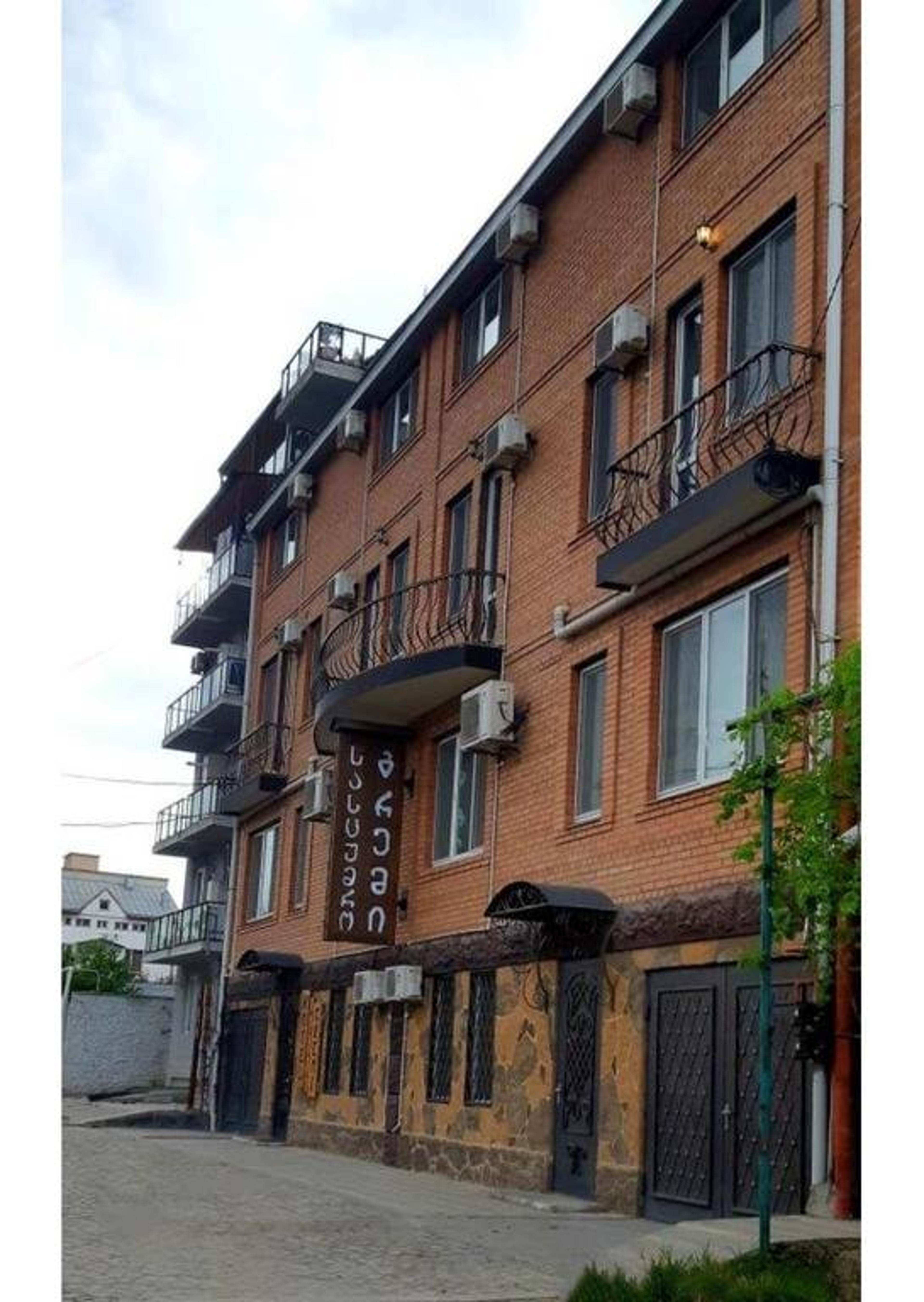 Hotel Photo 1