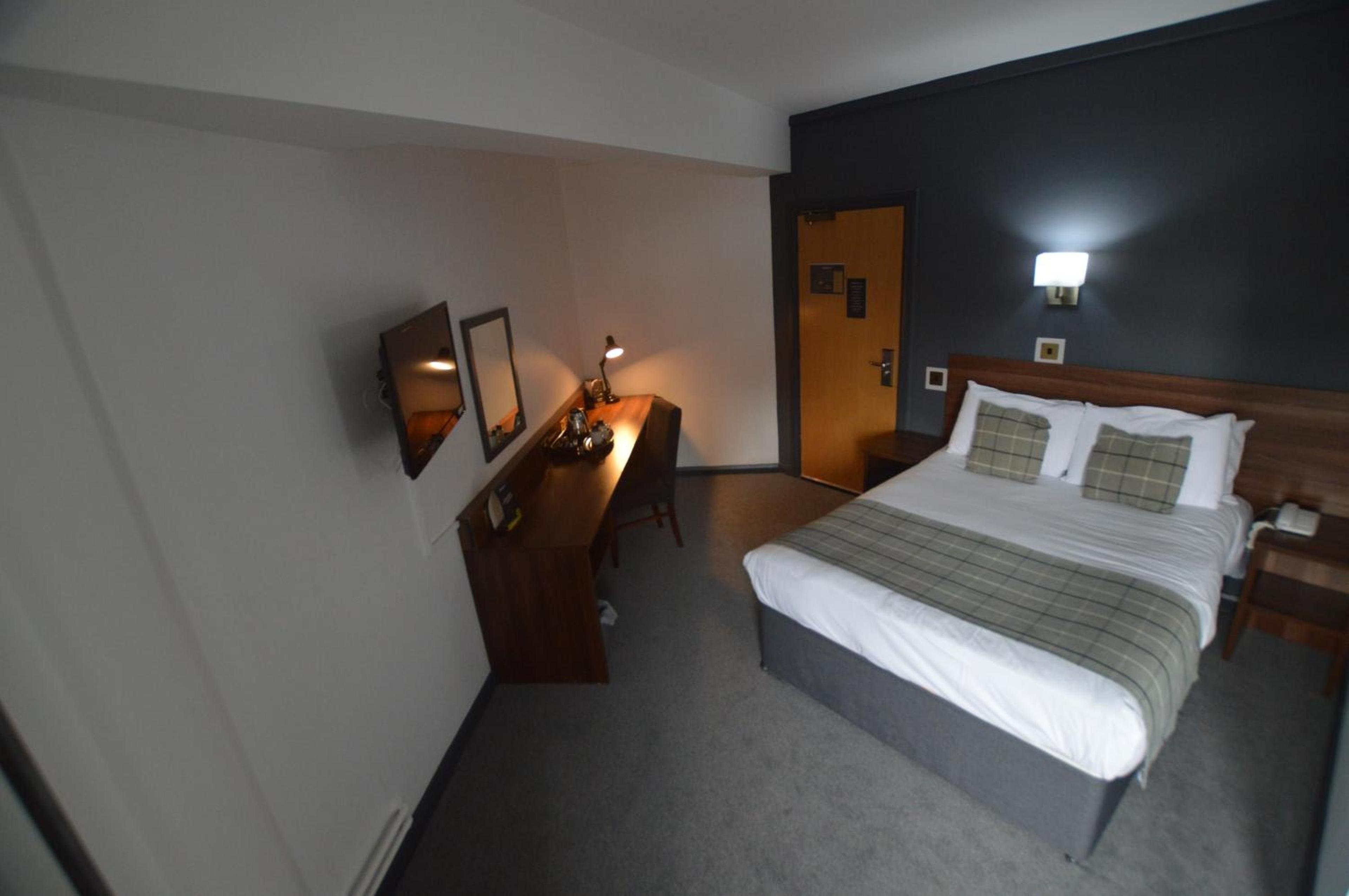 CASTLEFIELD HOTEL