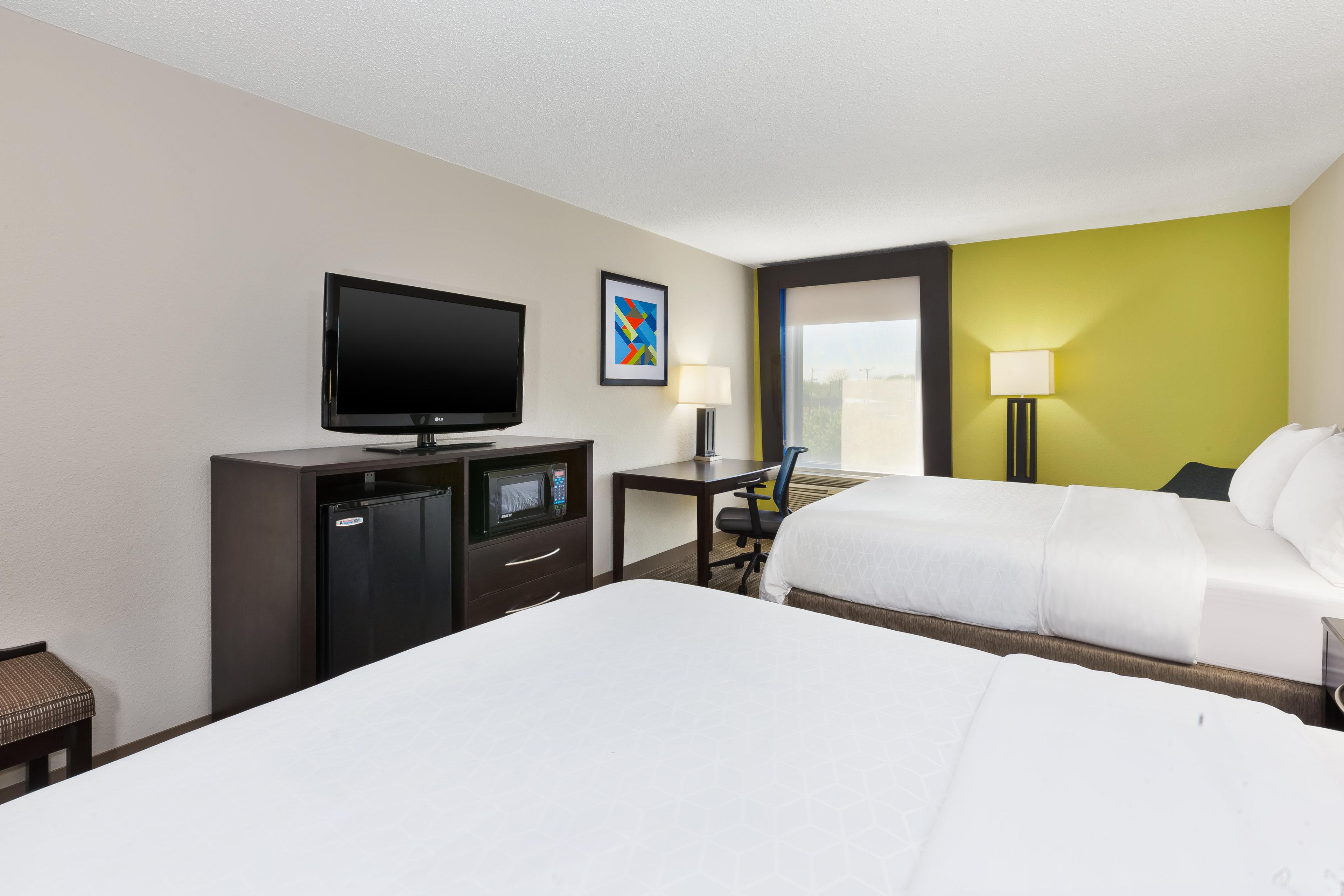 HOLIDAY INN EXP CHILLICOTHE E BY IH