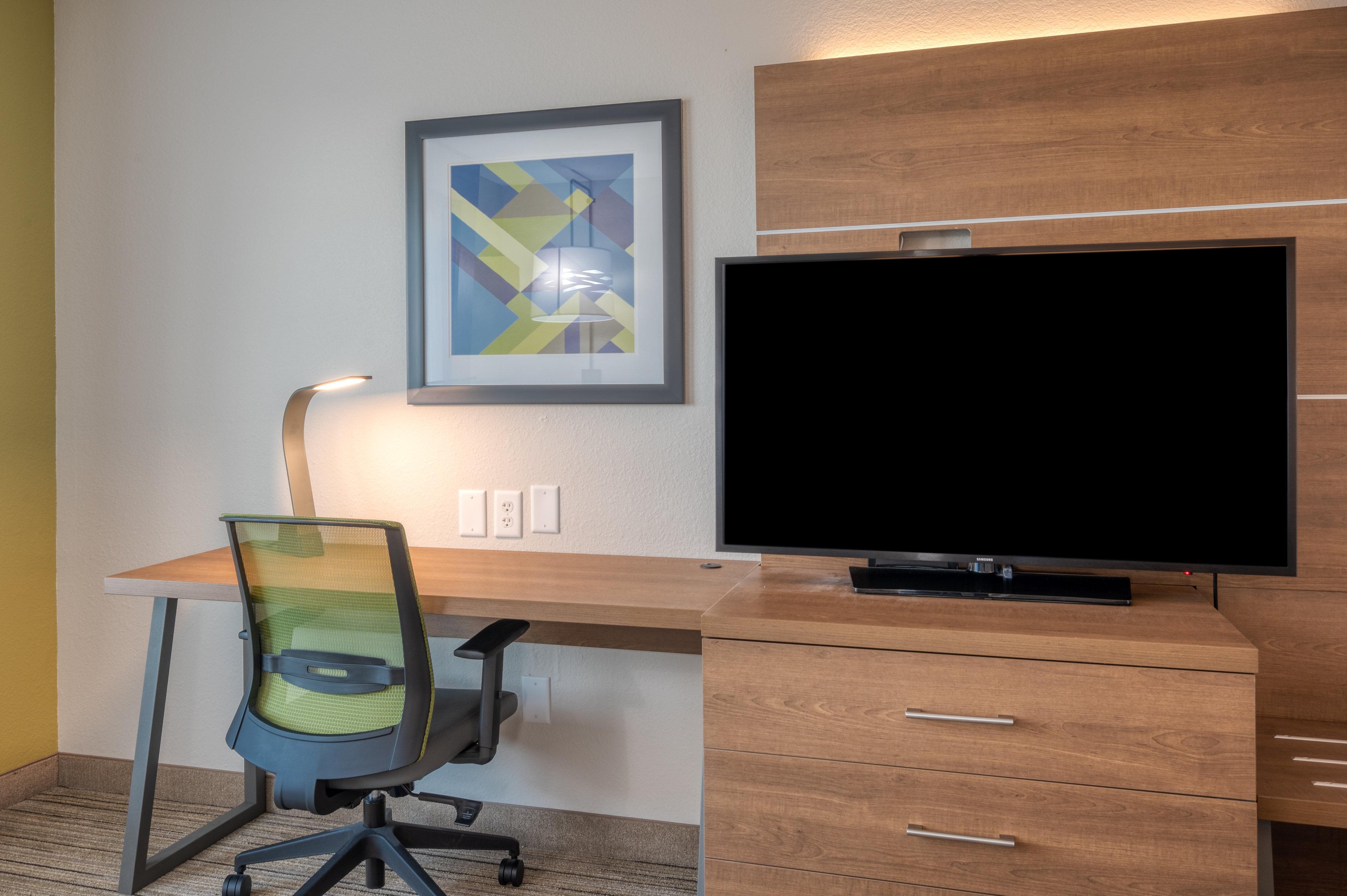 HOLIDAY INN EXPSTES GREENVILLE BY I