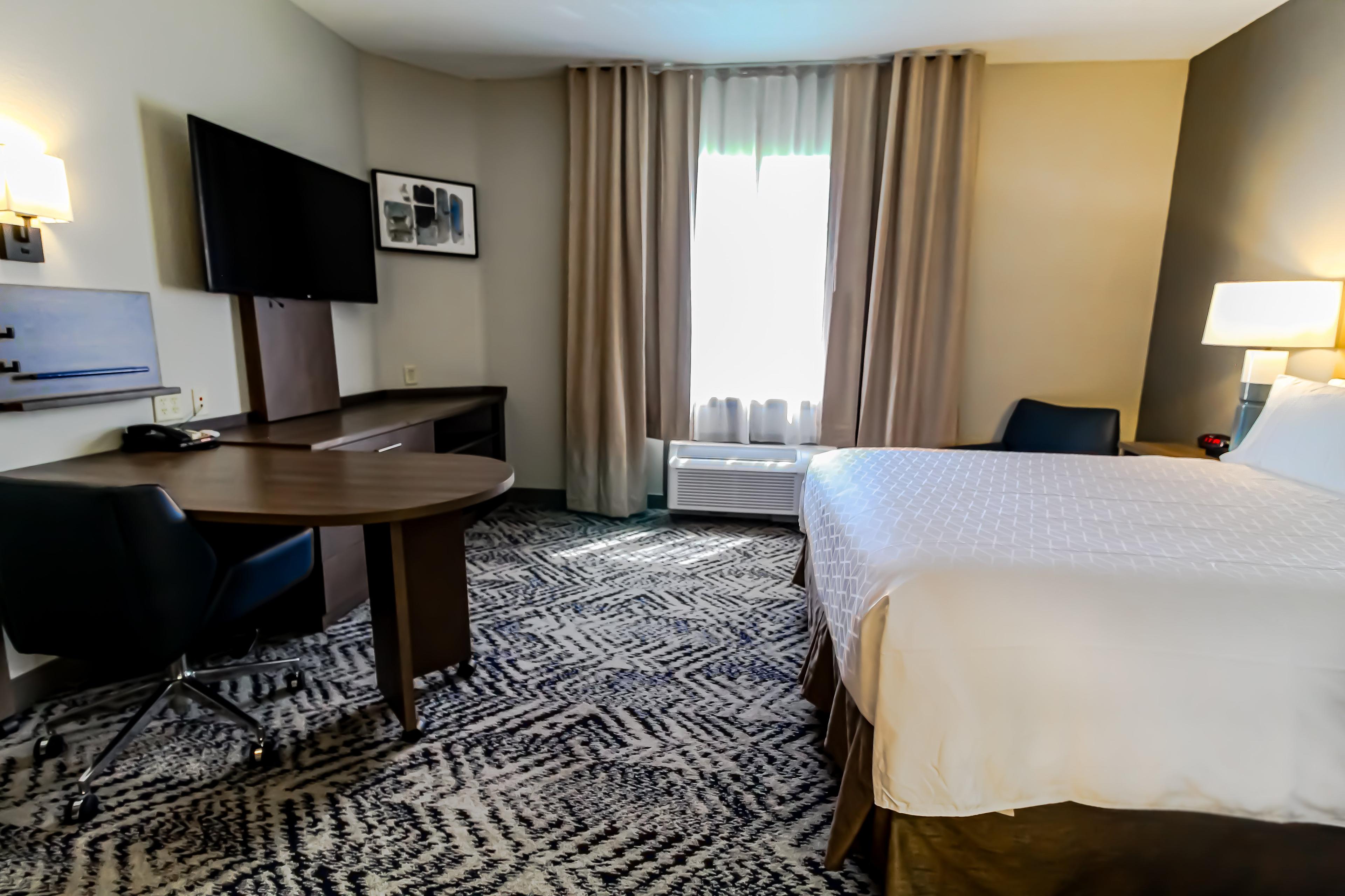 CANDLEWOOD SUITES PALM SHORES BY IH