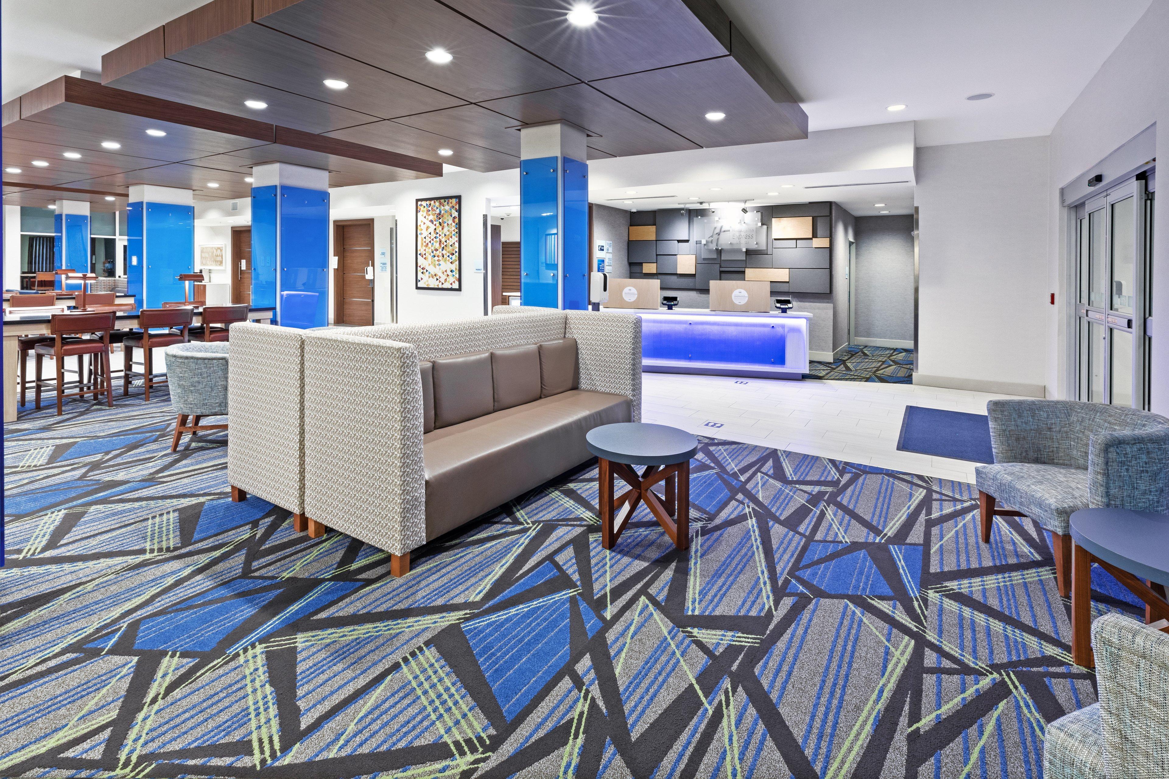 HOLIDAY INN EXP STES SANGER BY IHG