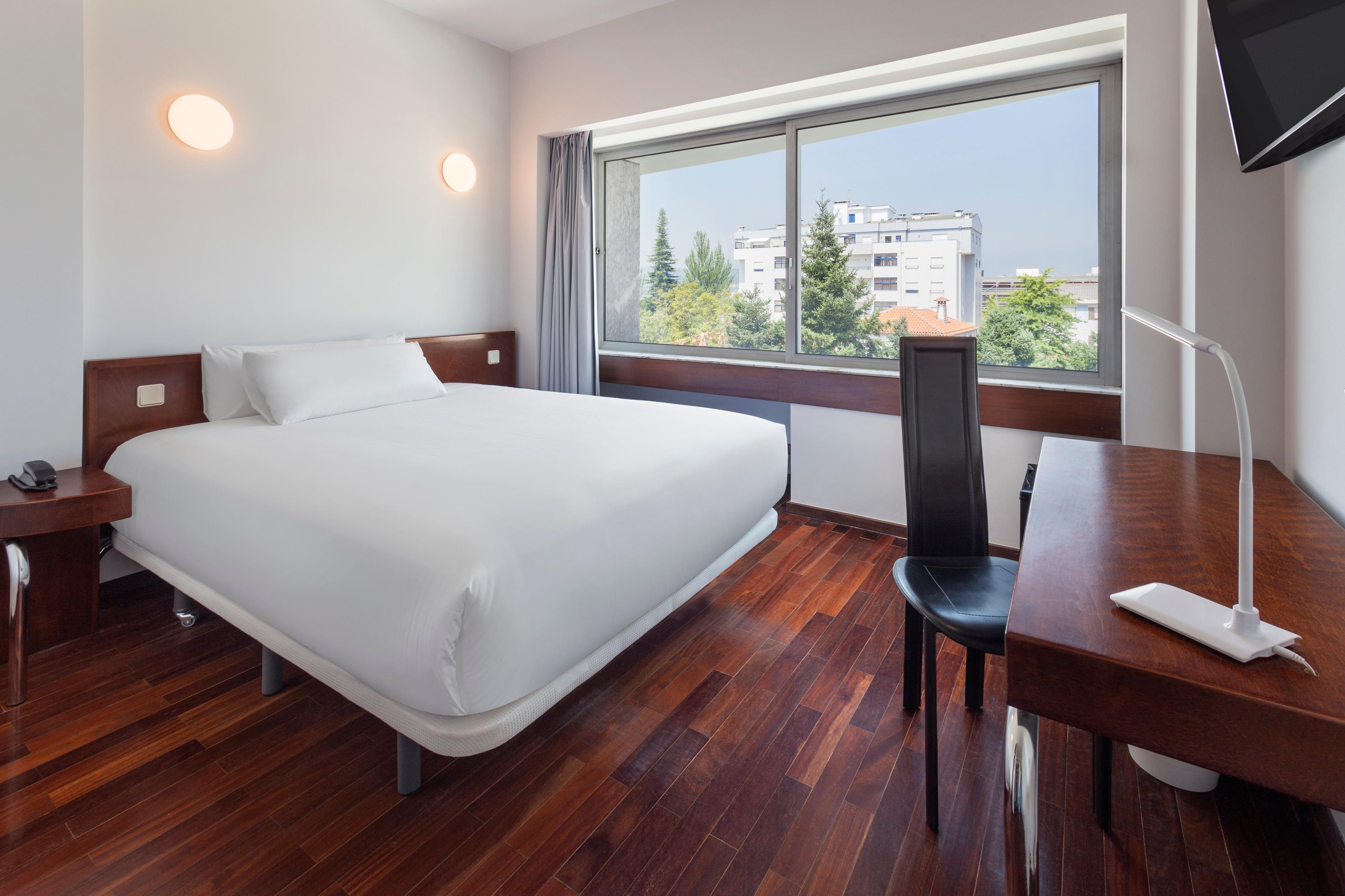 B&B HOTEL E APARTAMENTO FELGUEIRAS