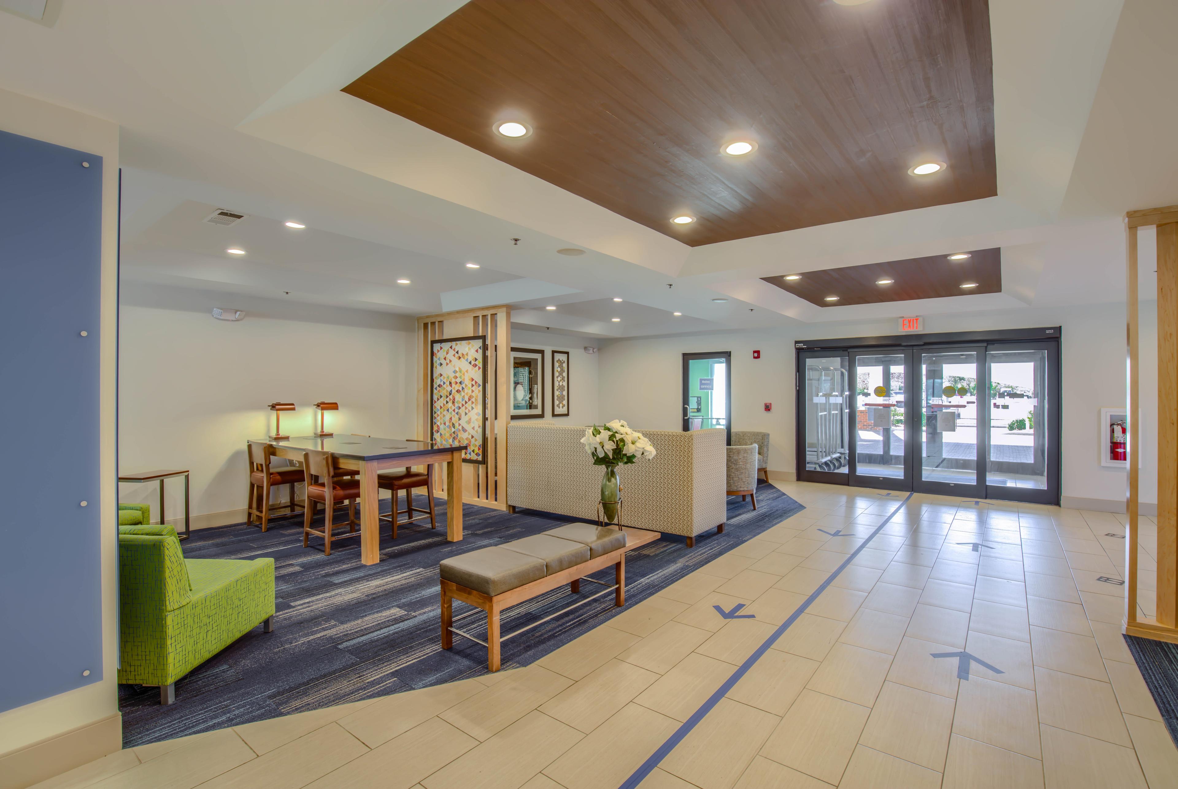 HOLIDAY INN EXP STES GULF SHOR BY I