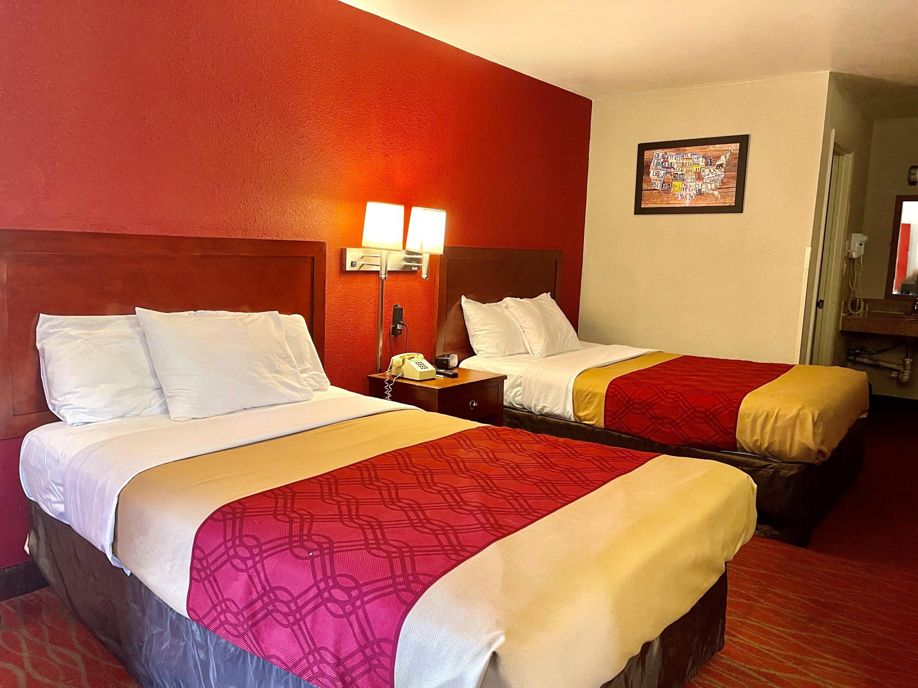 RED CARPET INN BY UNIVERSITY