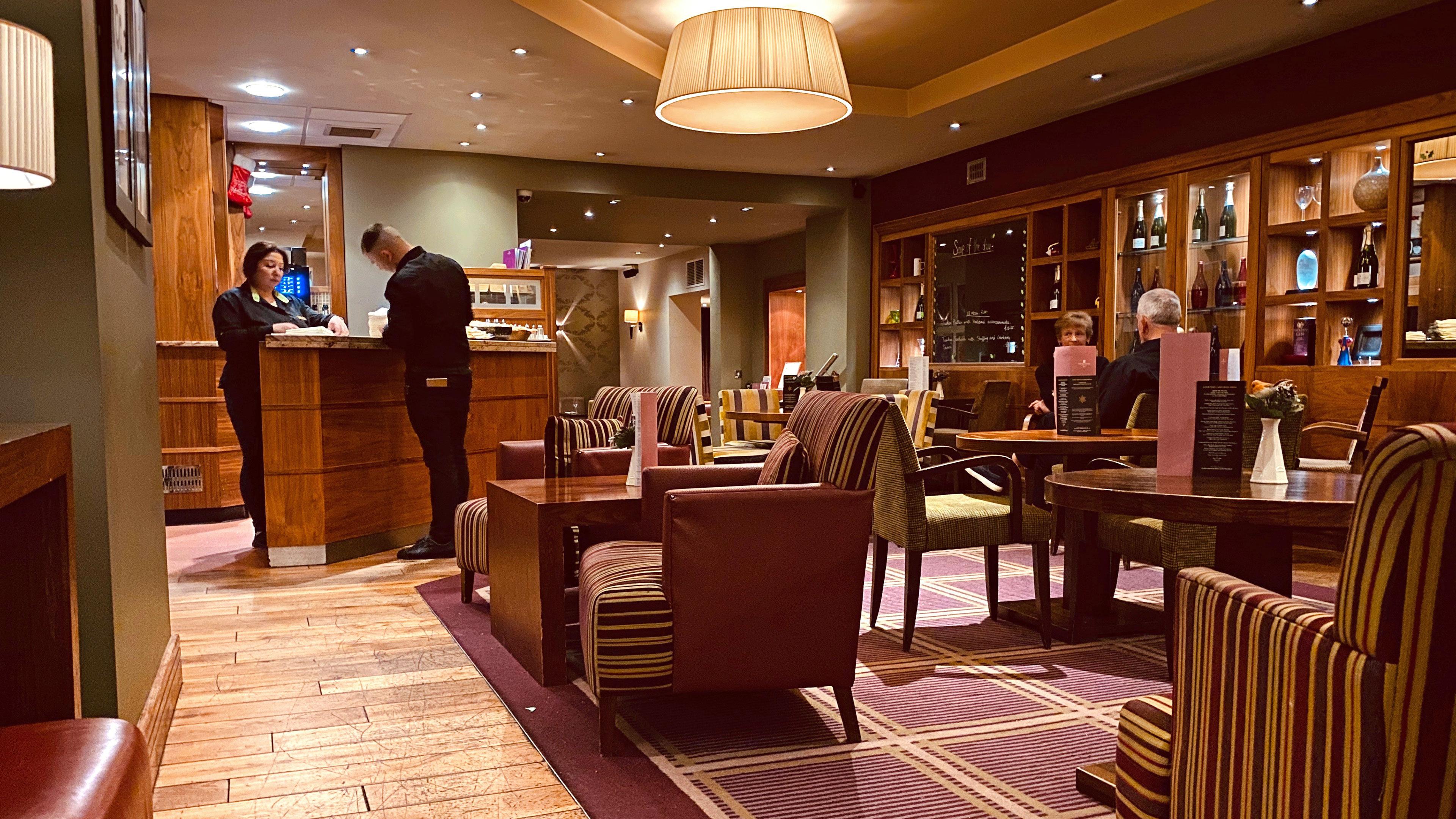 Hotel Photo 4