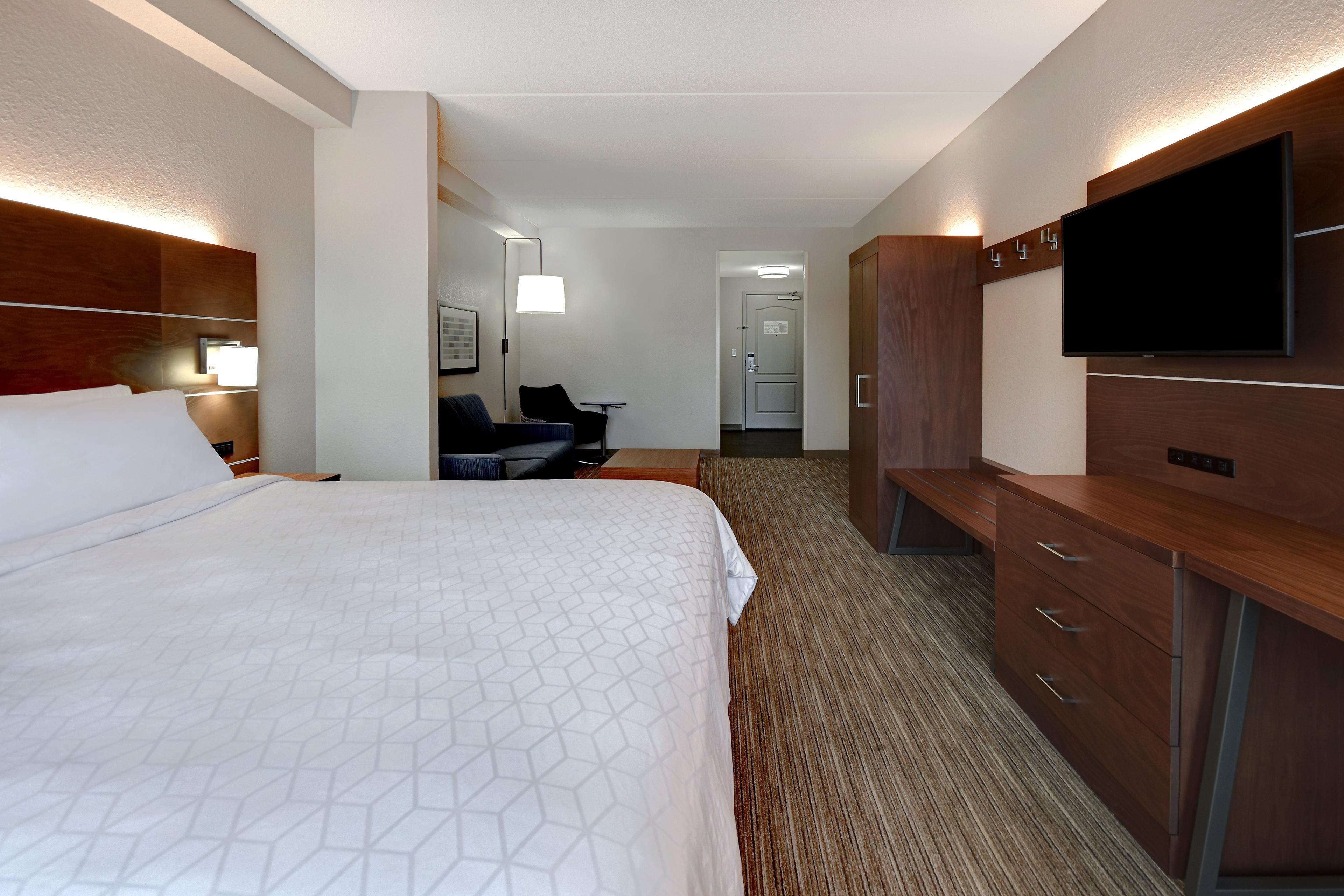 HOLIDAY INN EXP STES SMYRNA BY IHG