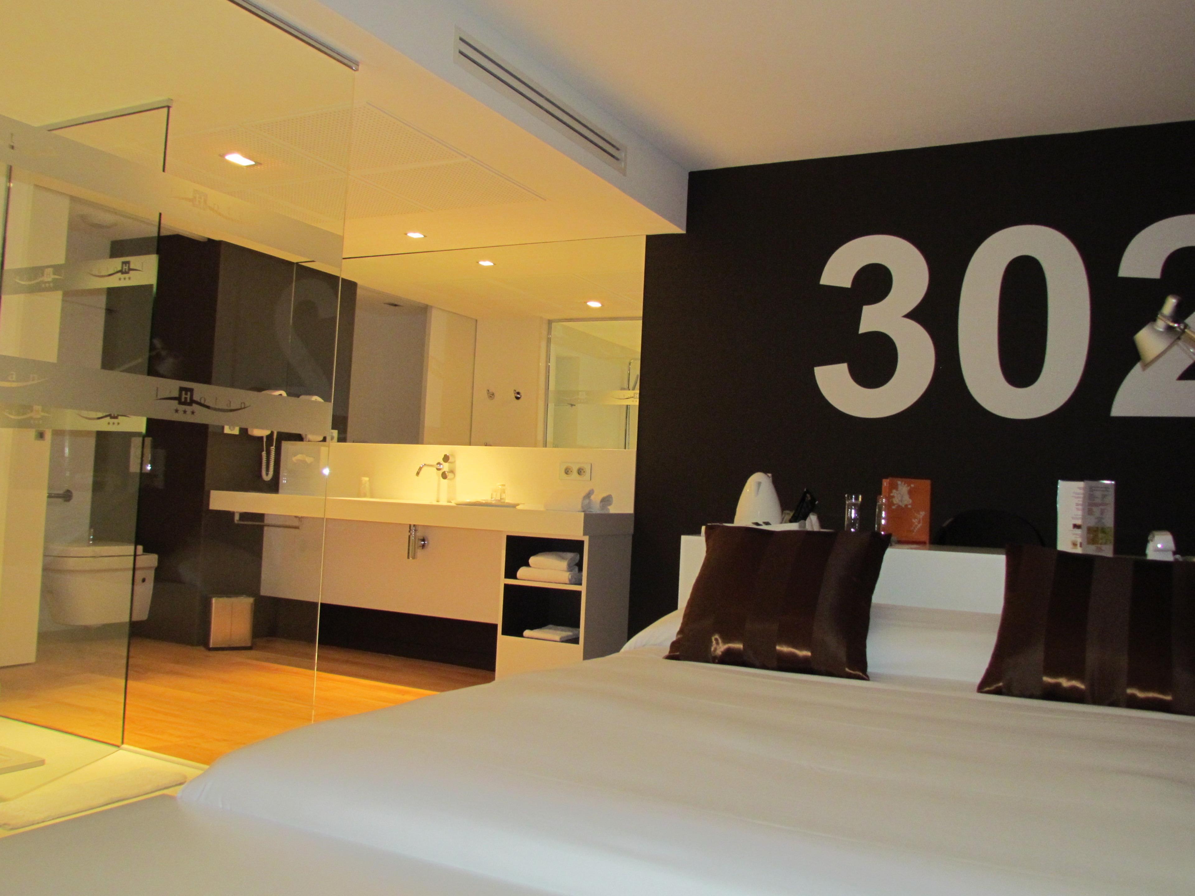 HOTEL L HOTAN