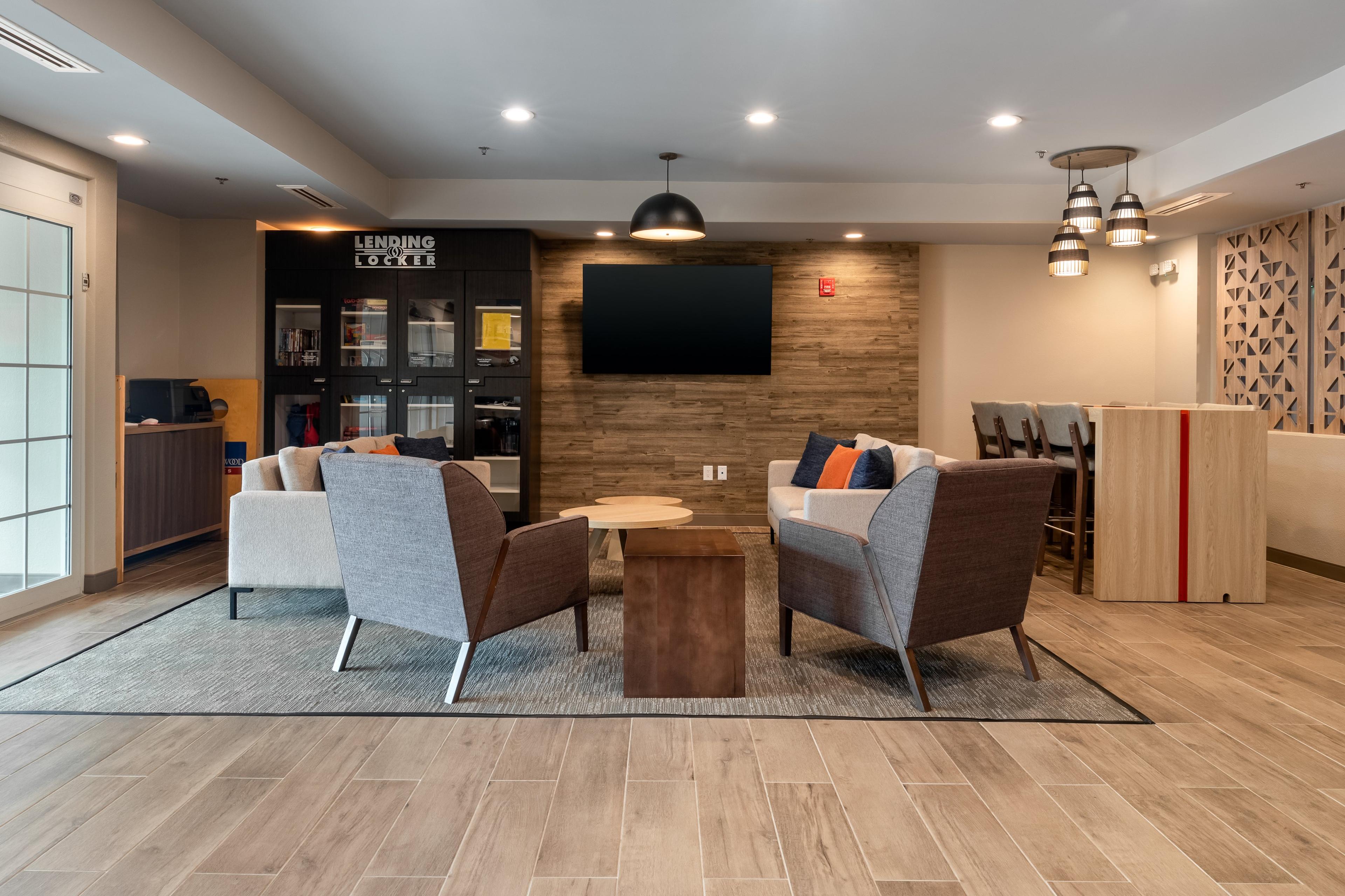 CANDLEWOOD SUITES ENTERPRISE