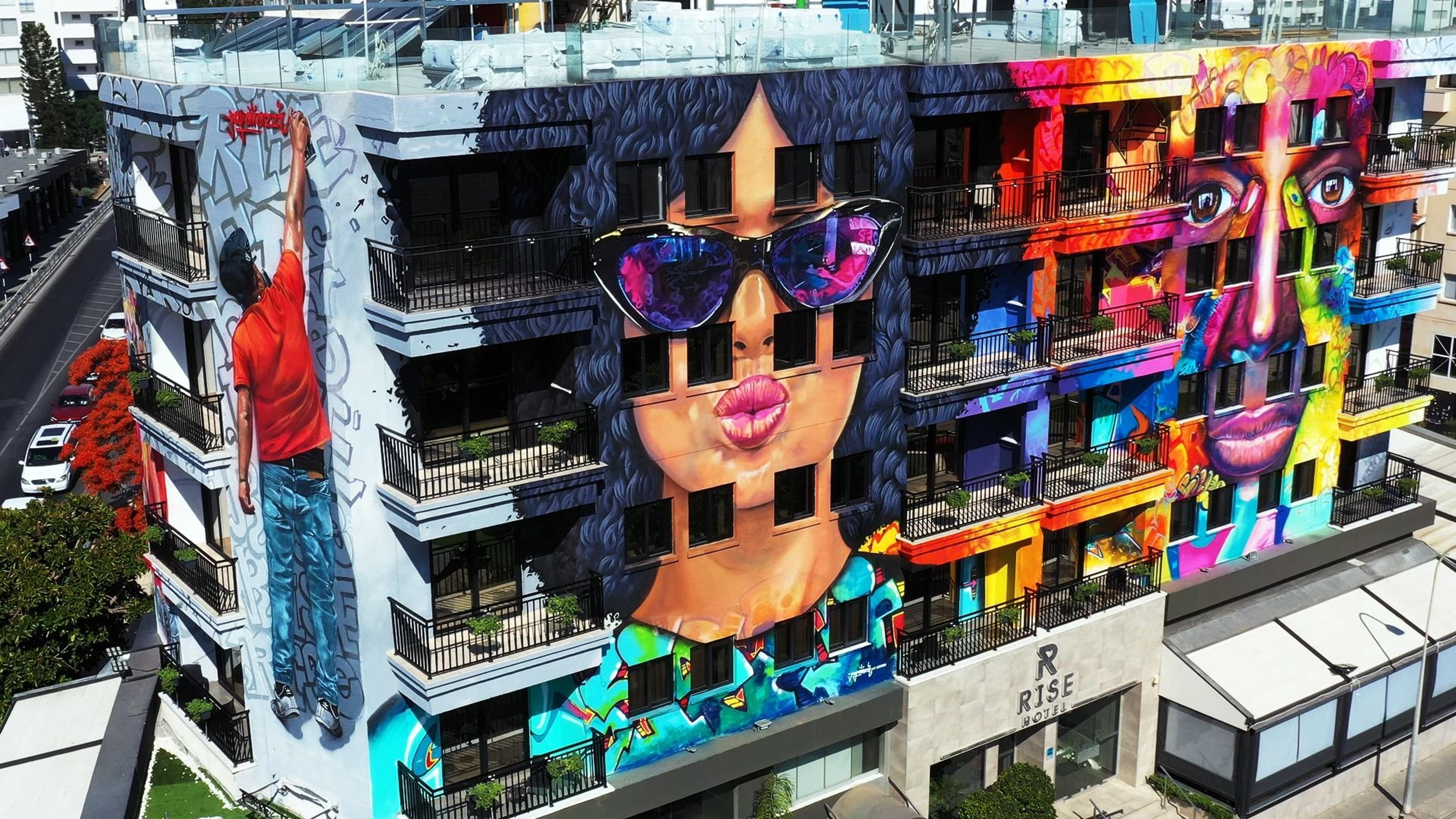 RISE URBAN ART HOTEL