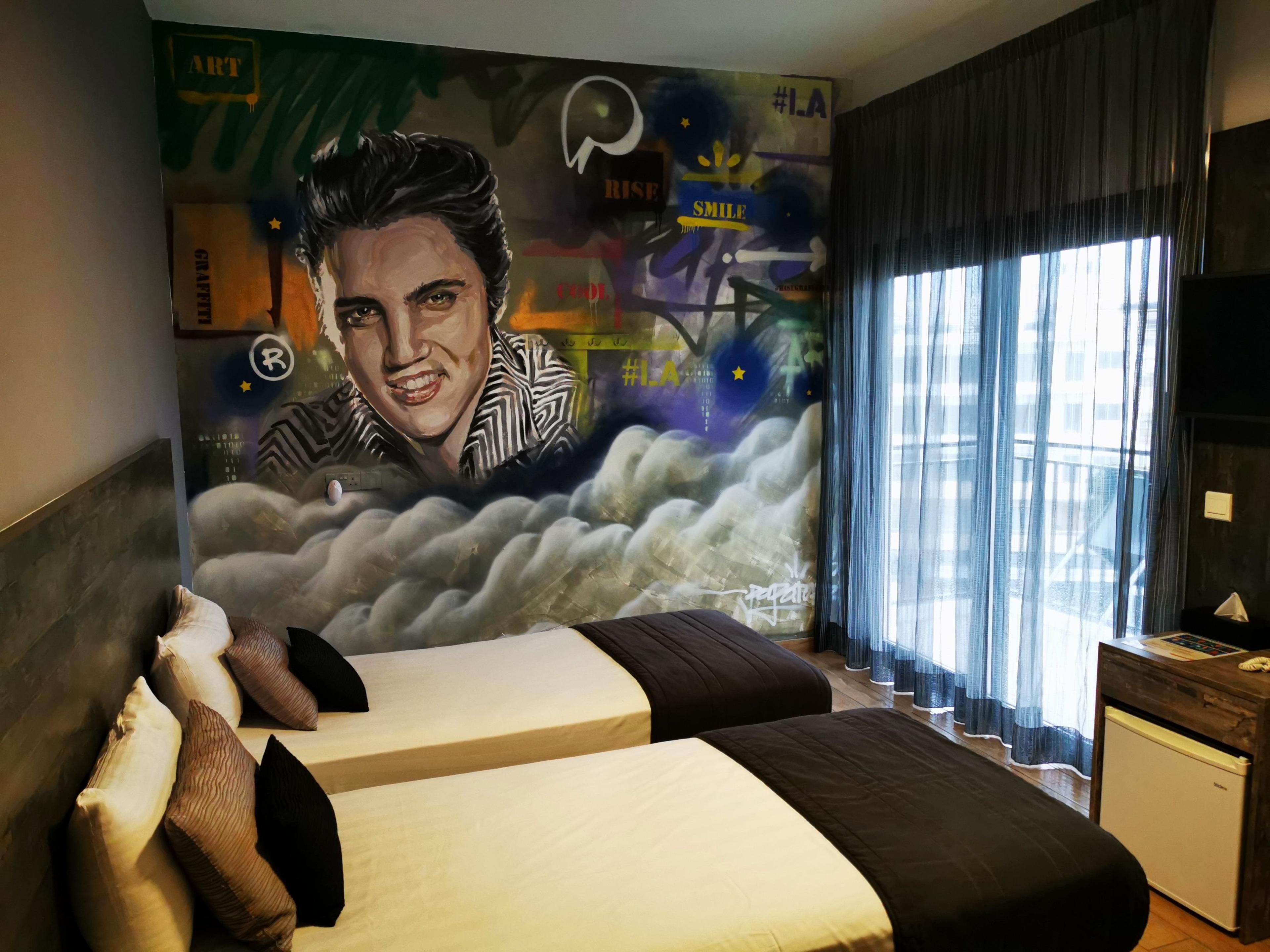 RISE URBAN ART HOTEL