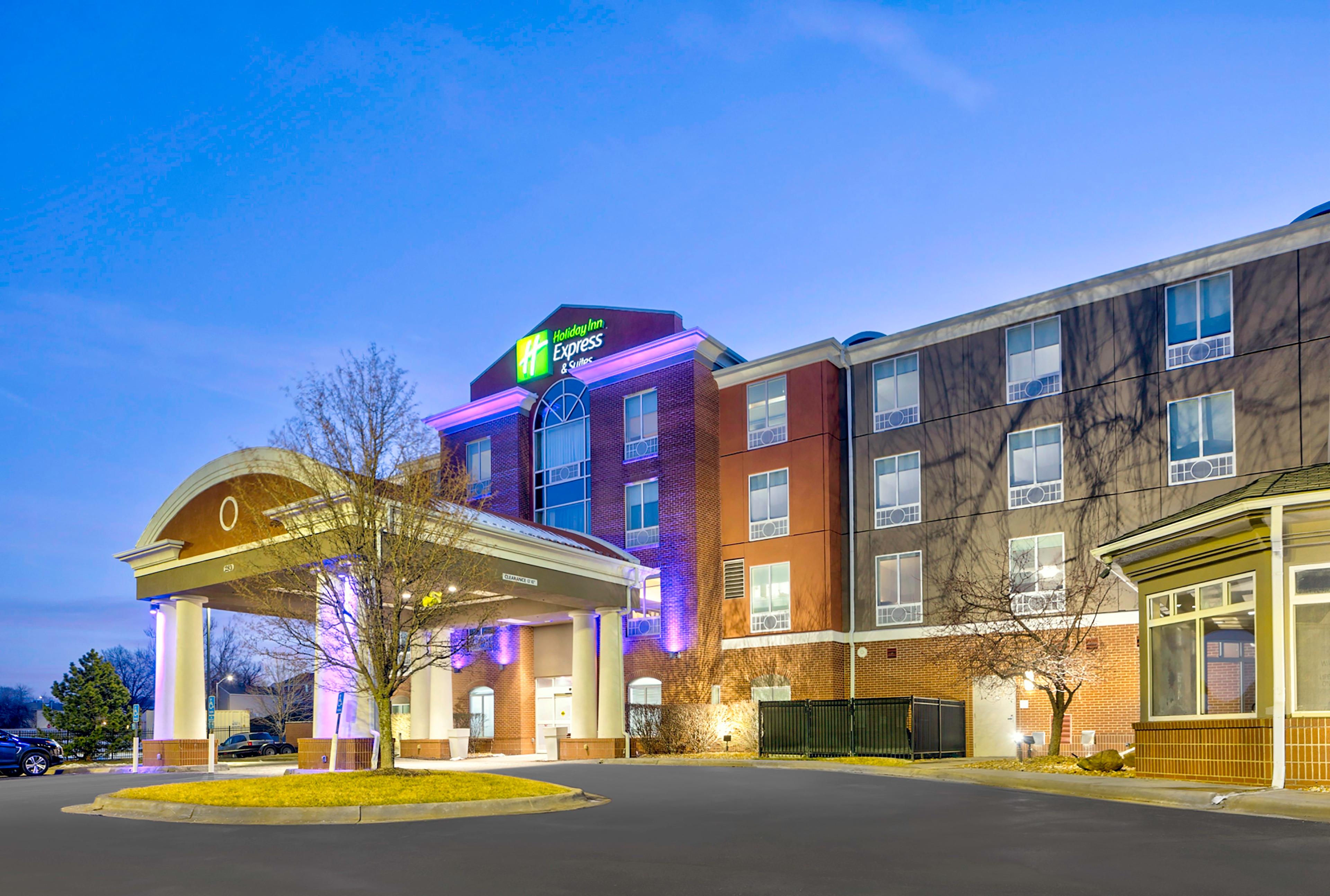 HOLIDAY INN EXP STES GRANDVIEW BY I