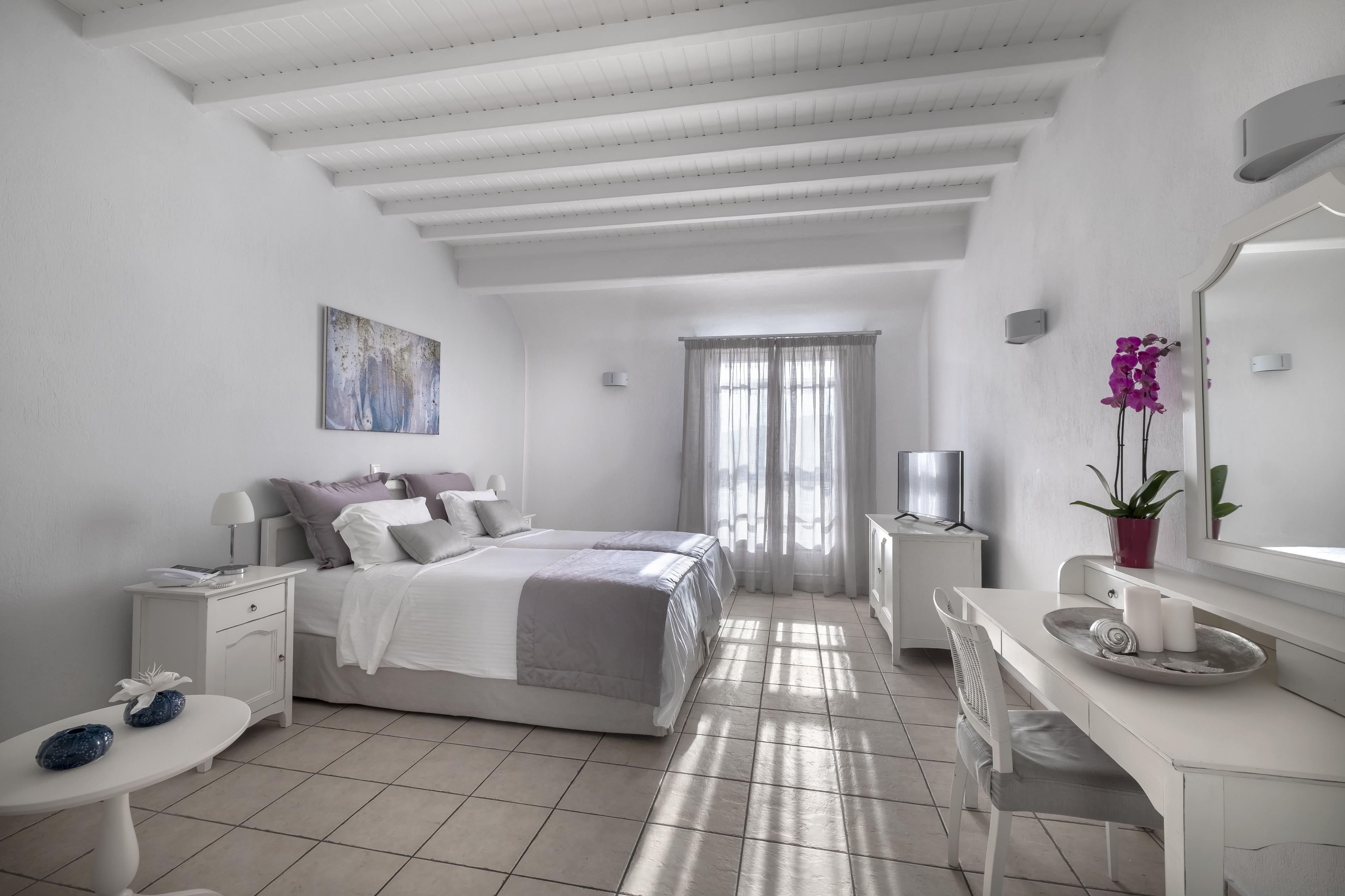 DELIADES HOTEL