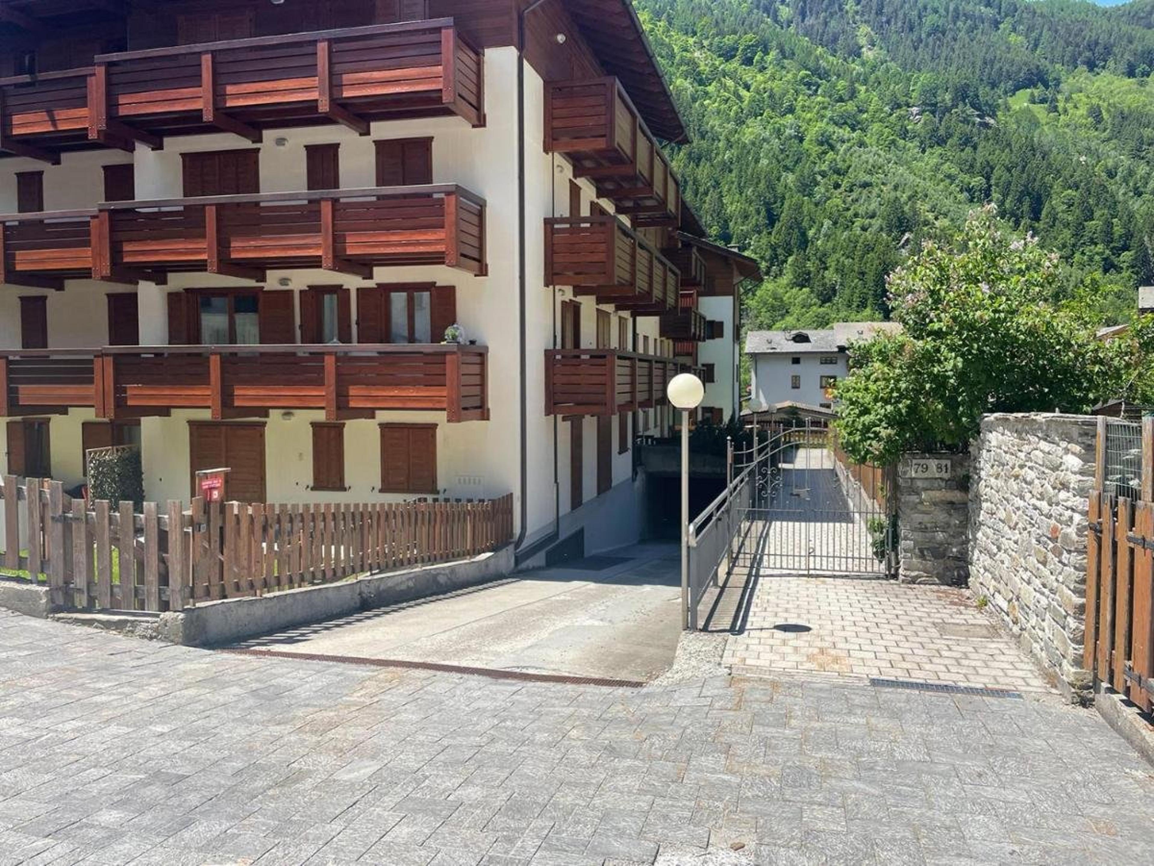 IL CERVO MOUNTAIN APARTMENT