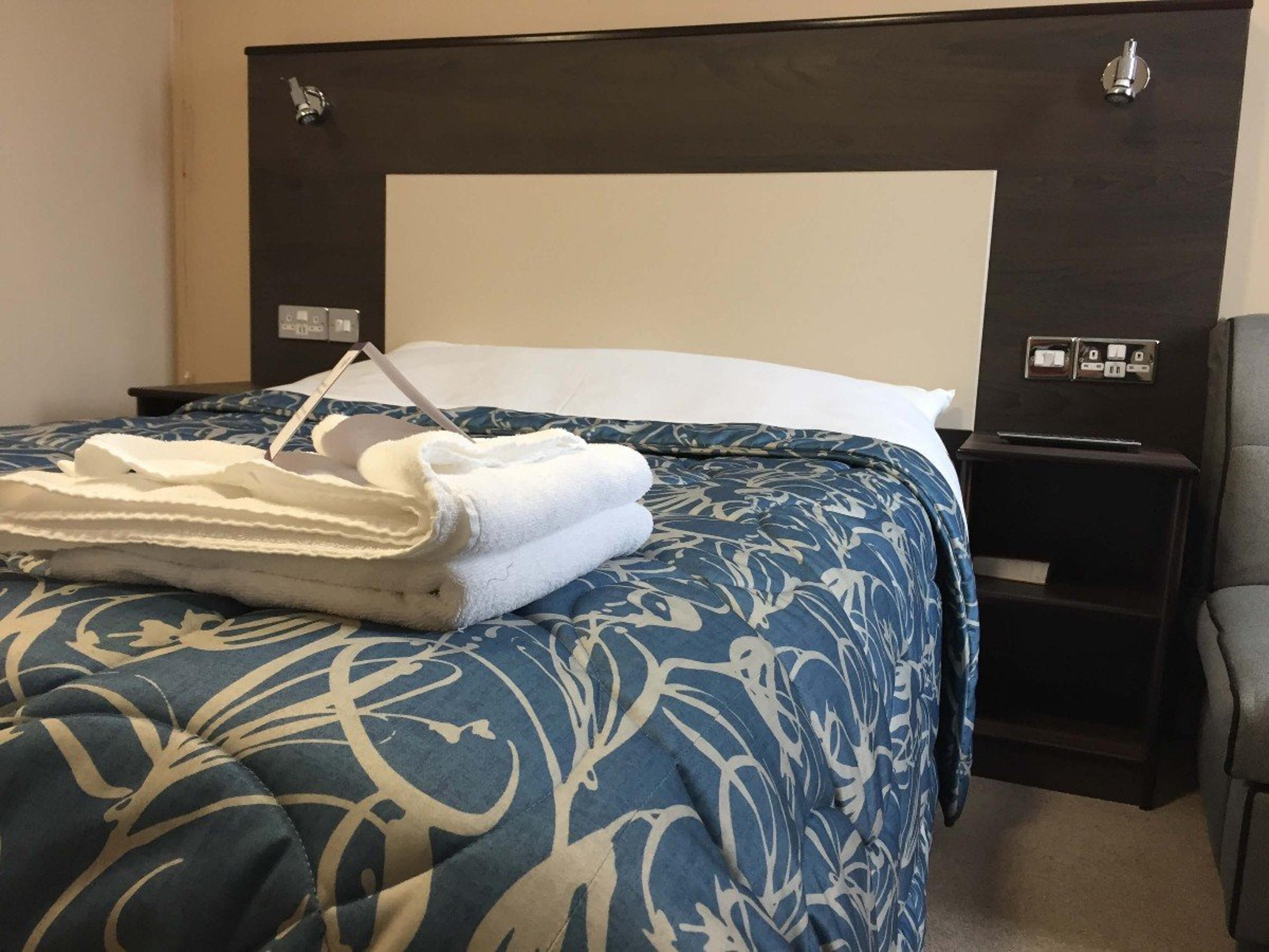 STAY INN HOTEL