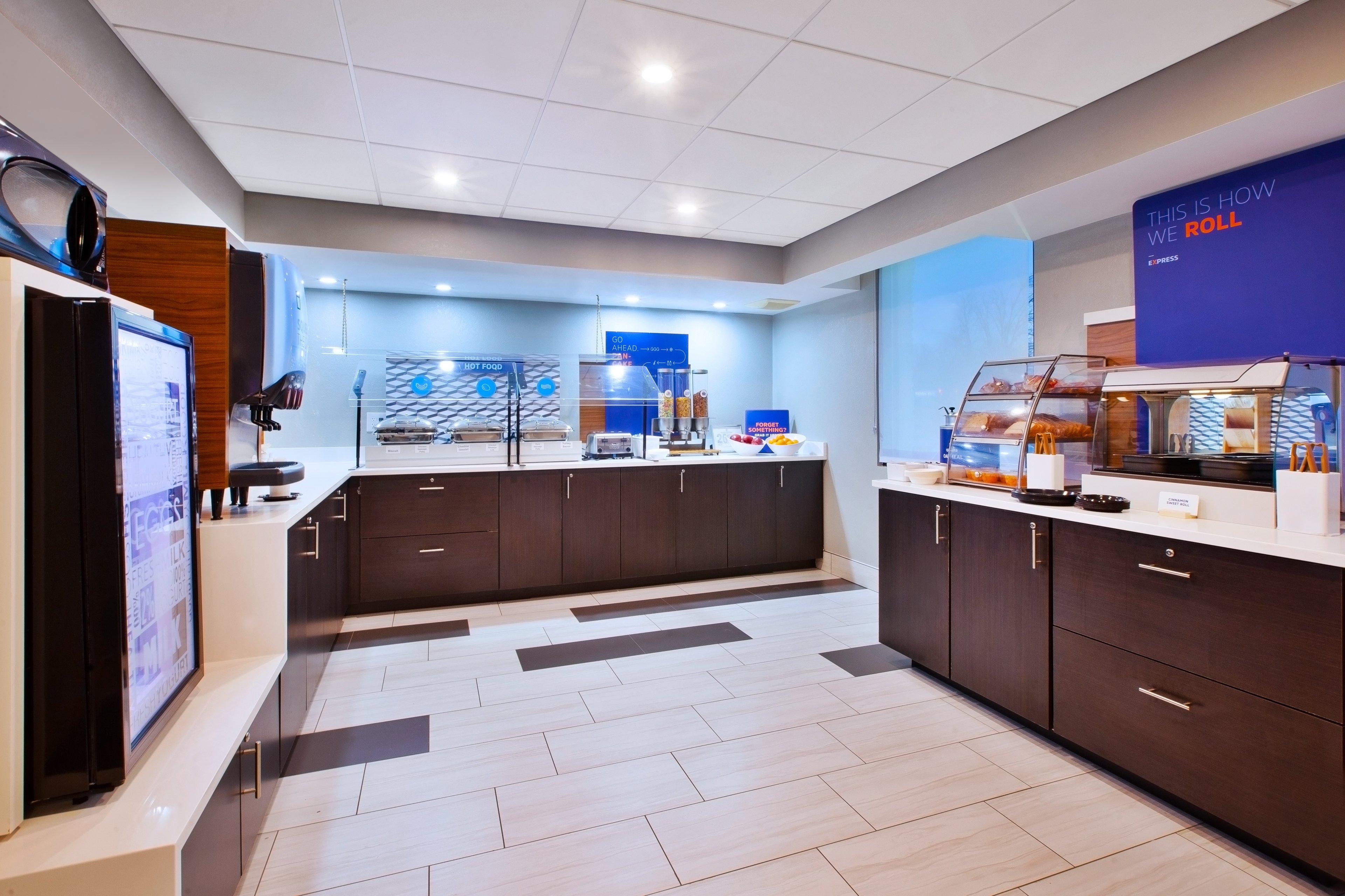 HOLIDAY INN EXPRESS FAIRFAX BY IHG