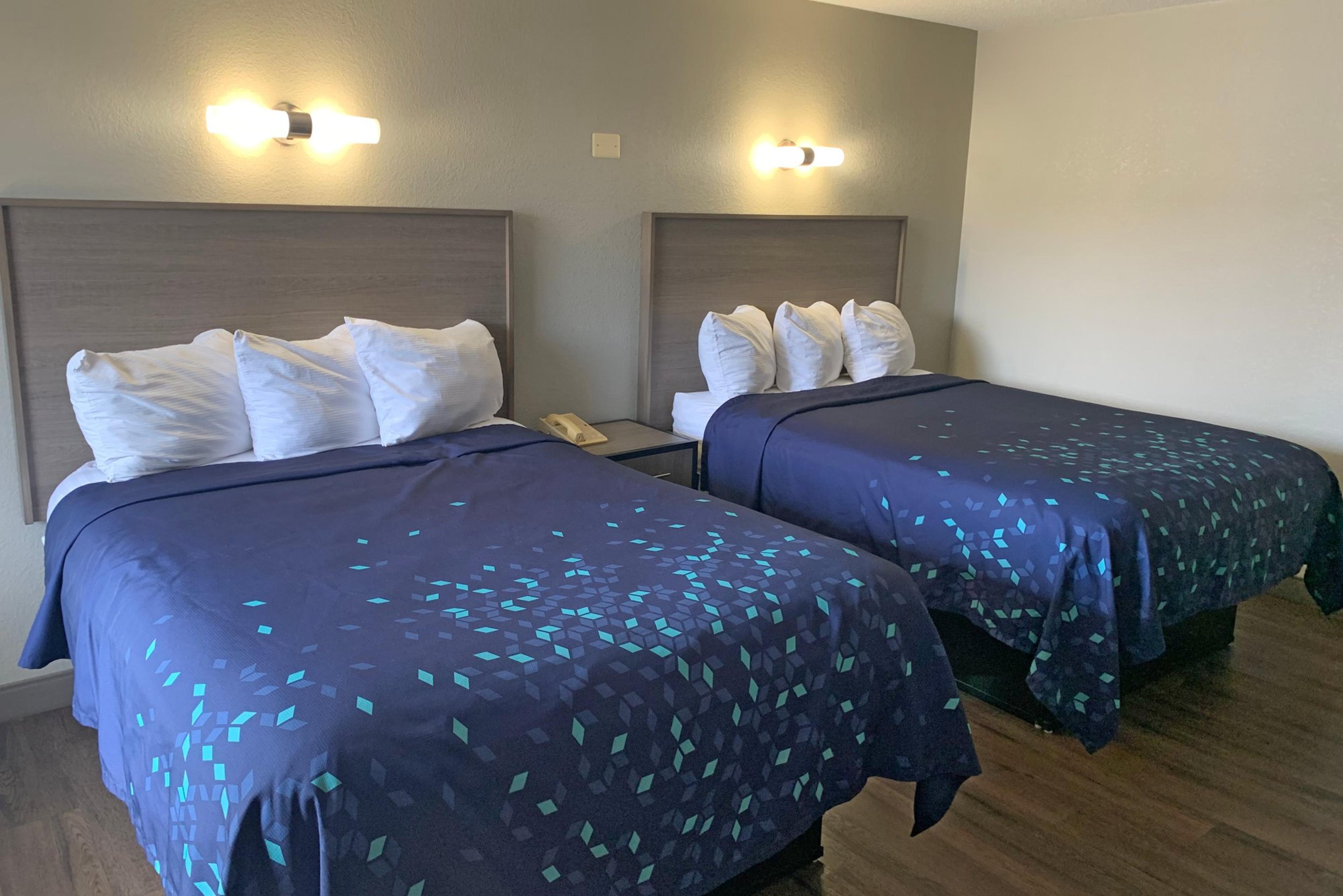 Red Carpet Inn