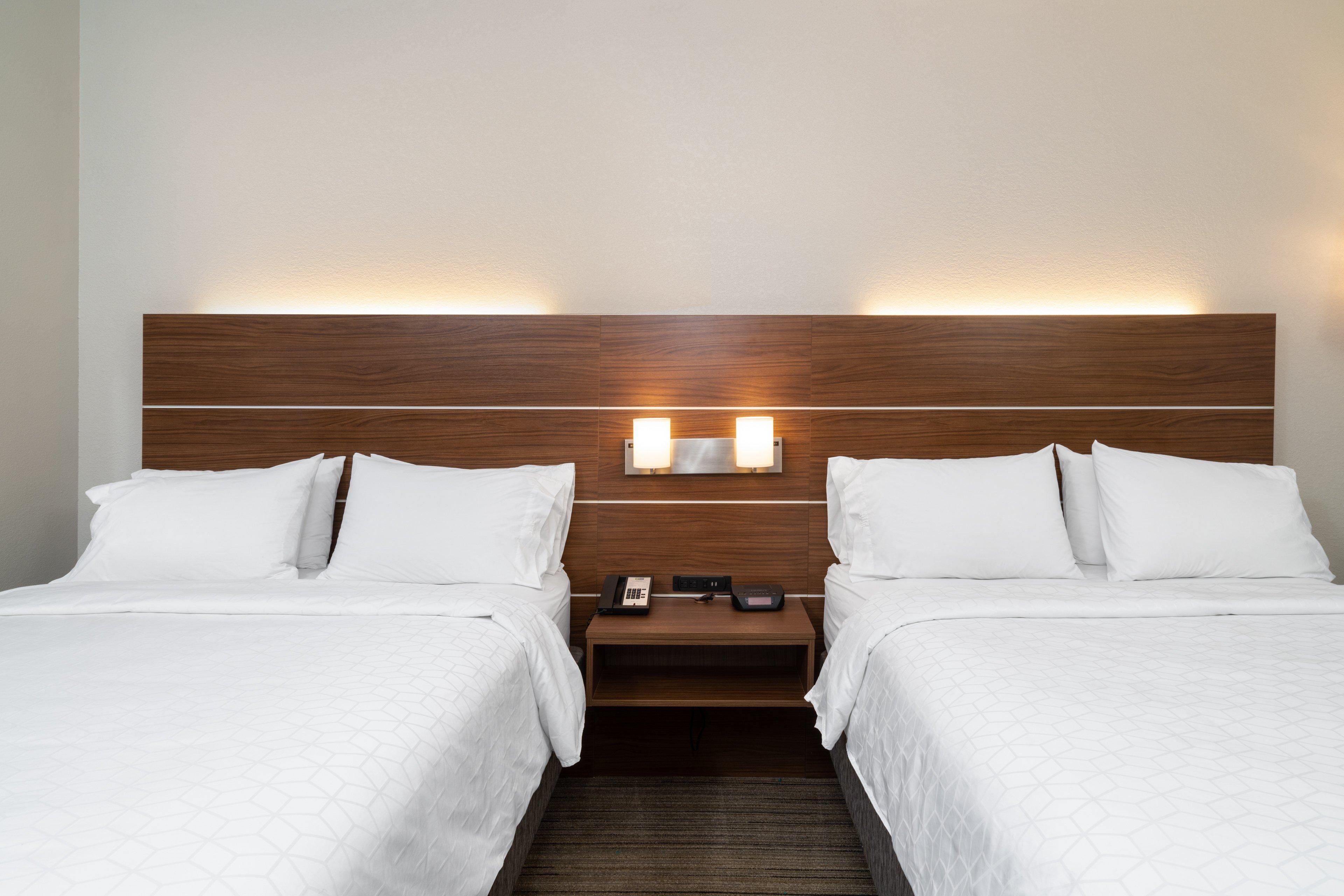 HOLIDAY INN EXP STES TALLADEGA BY I