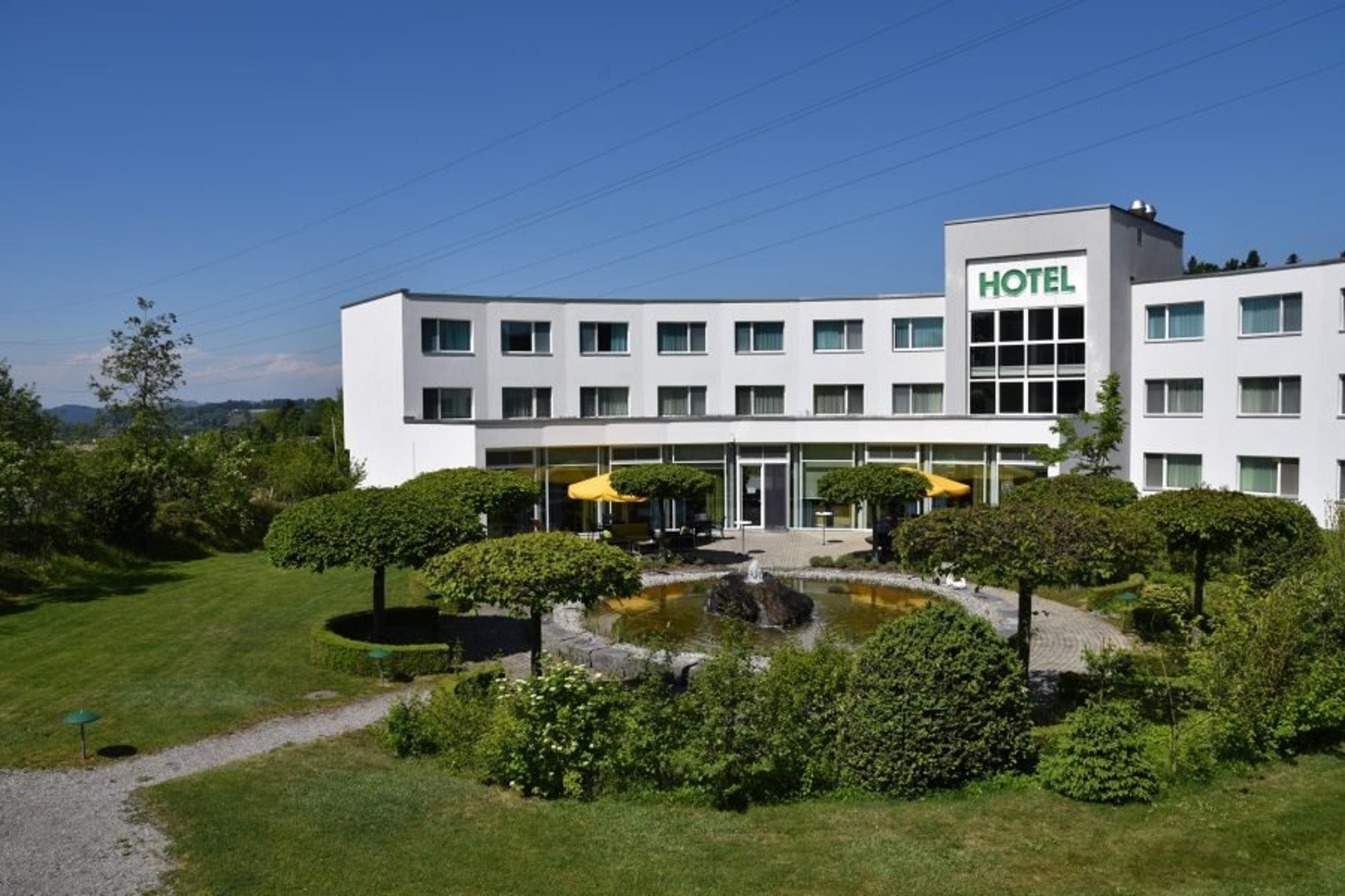 Hotel Photo 3