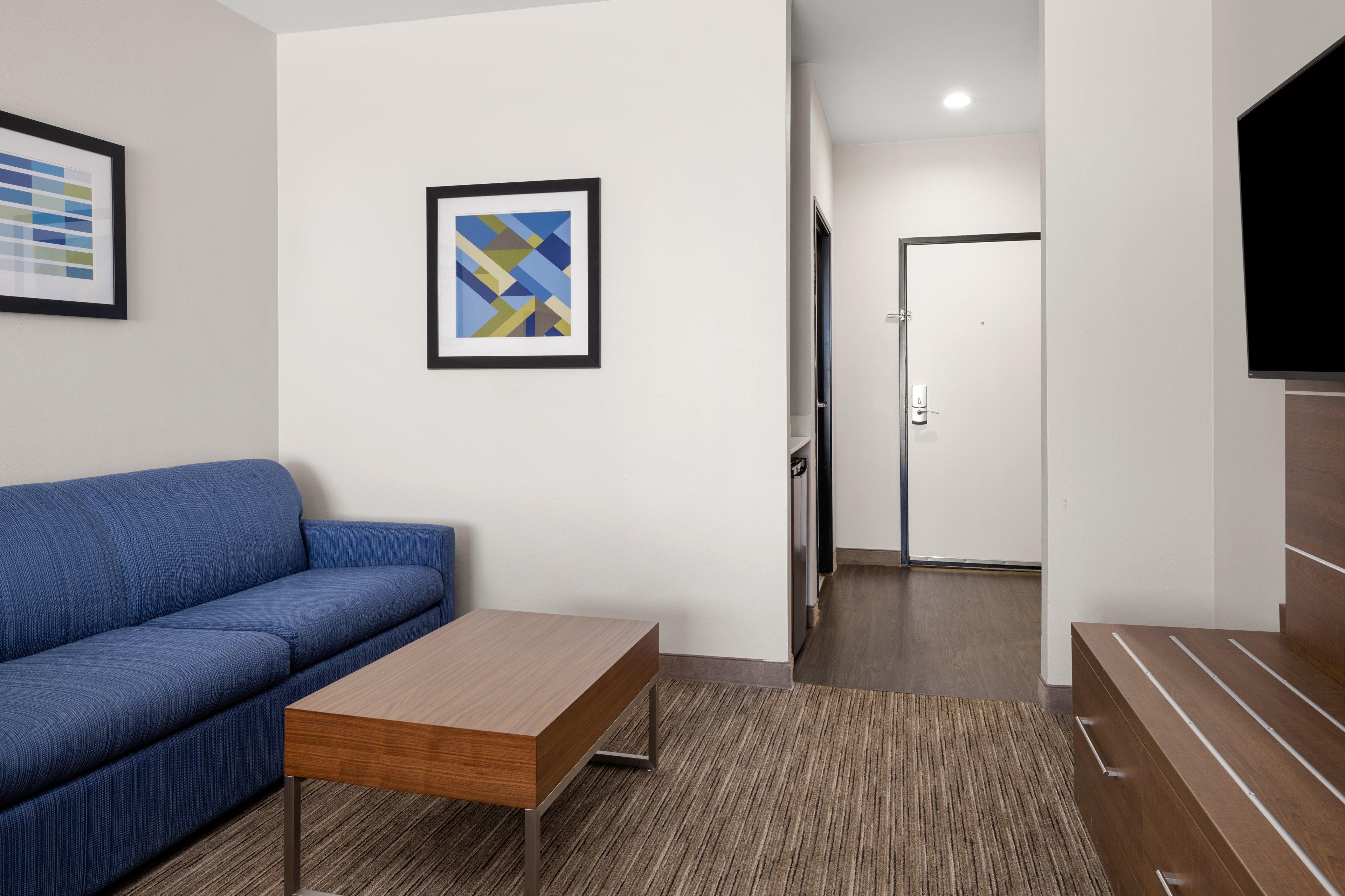 HOLIDAY INN EXP STES GRAHAM BY IHG