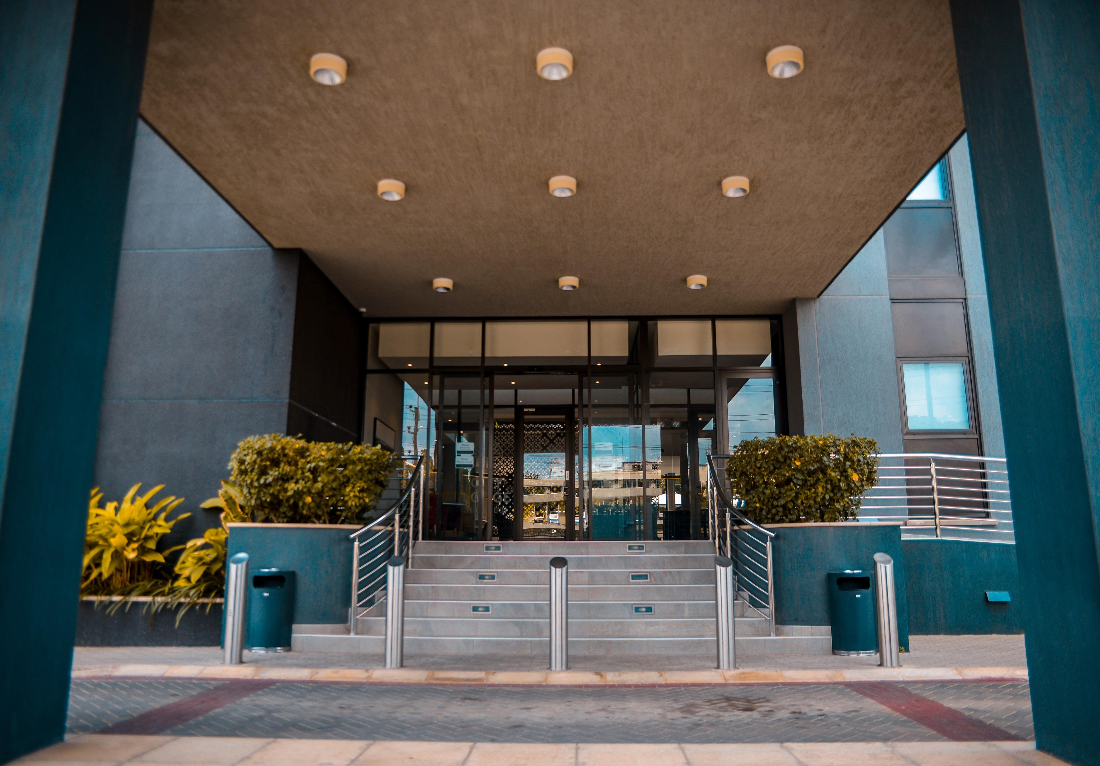 CROWNE PLAZA DAR ES SALAAM BY IHG