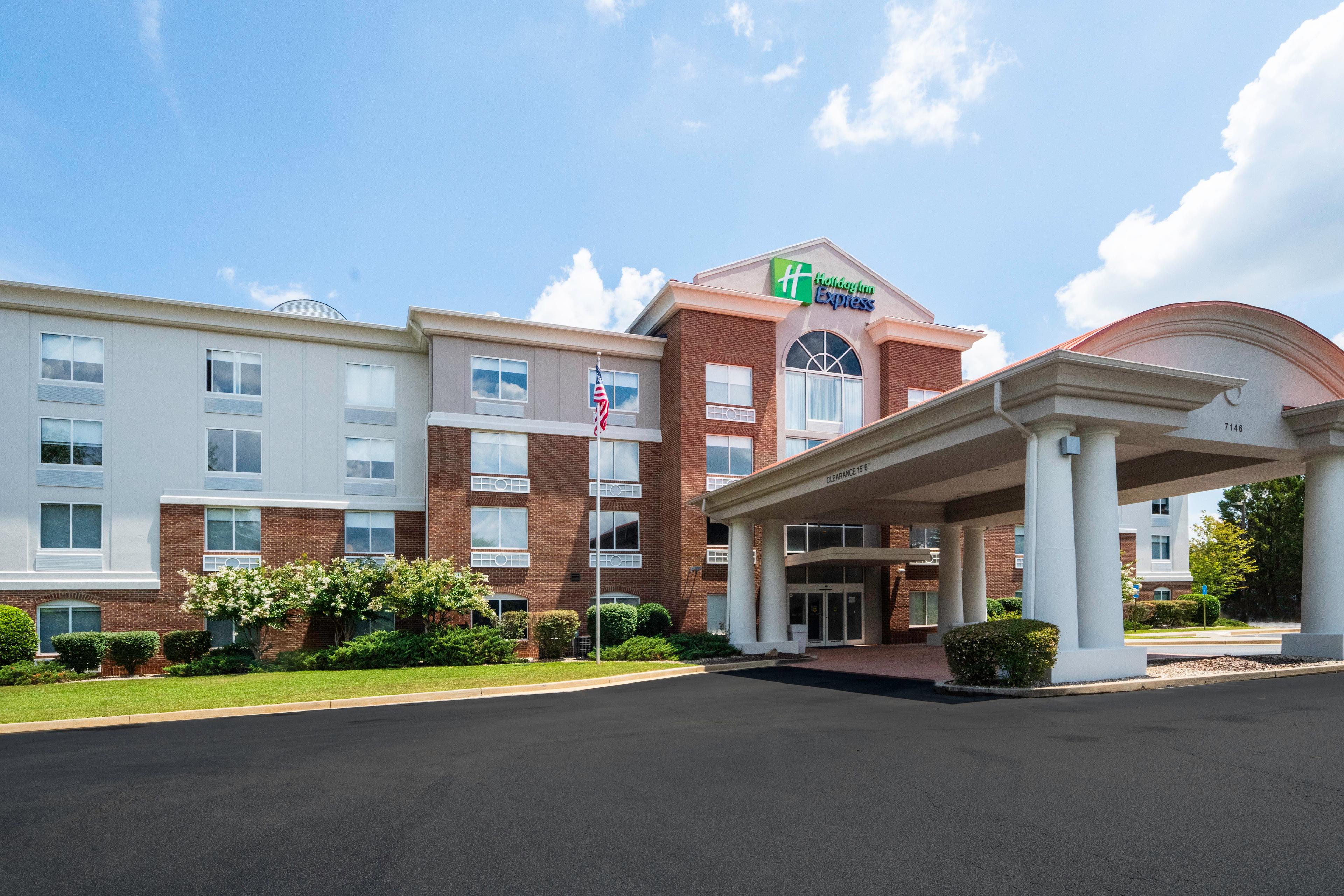 HOLIDAY INN EXP STES JOHN CREEK BY