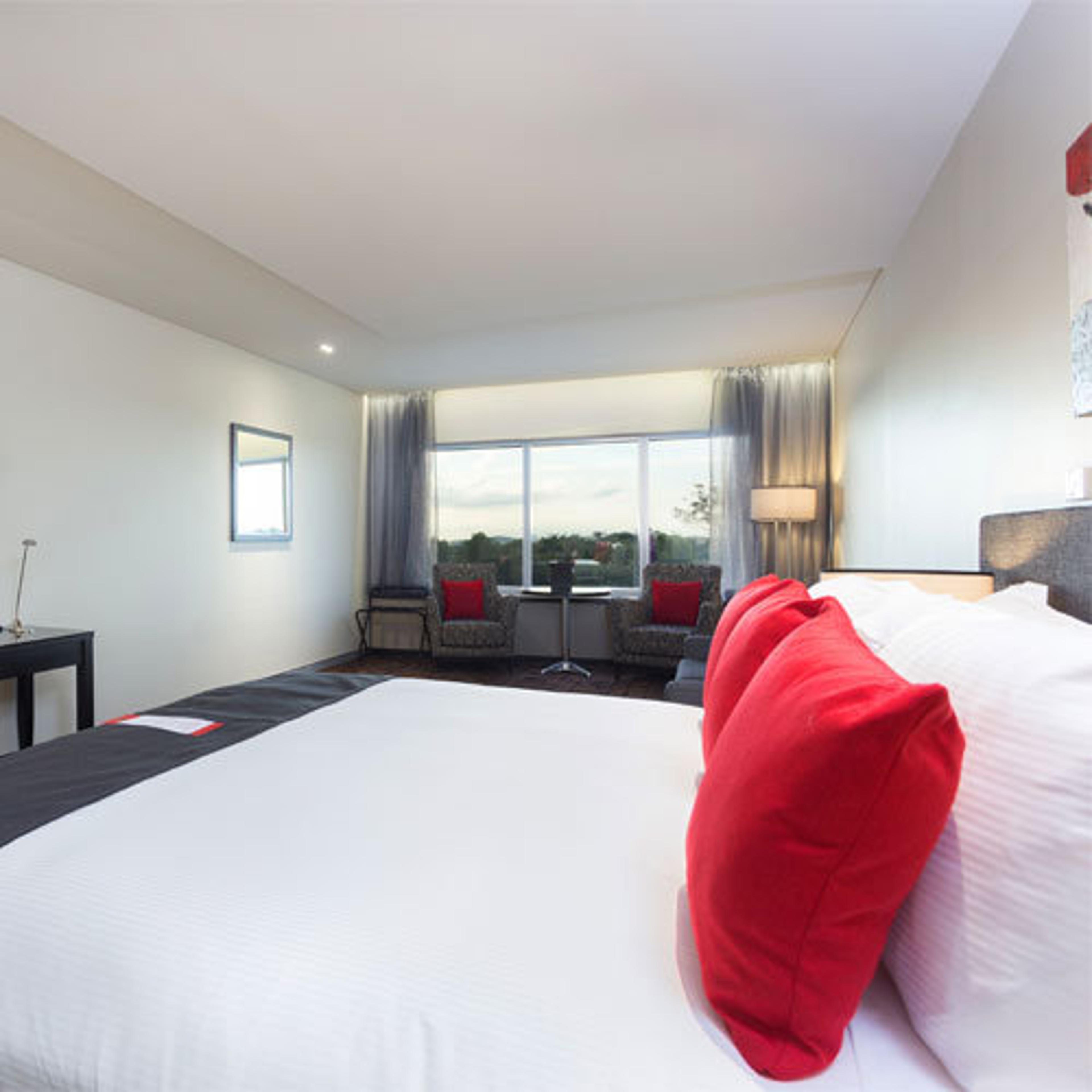 CALAMVALE HOTEL SUITES