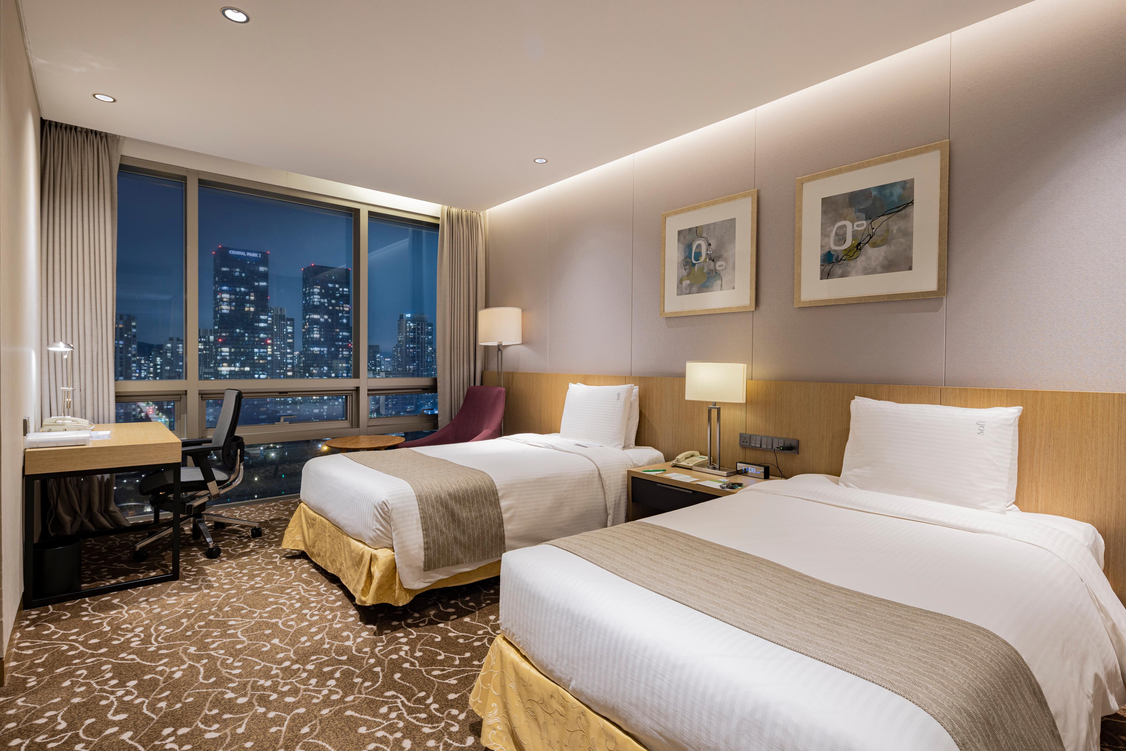 HOLIDAY INN INCHEON SONGDO BY IHG