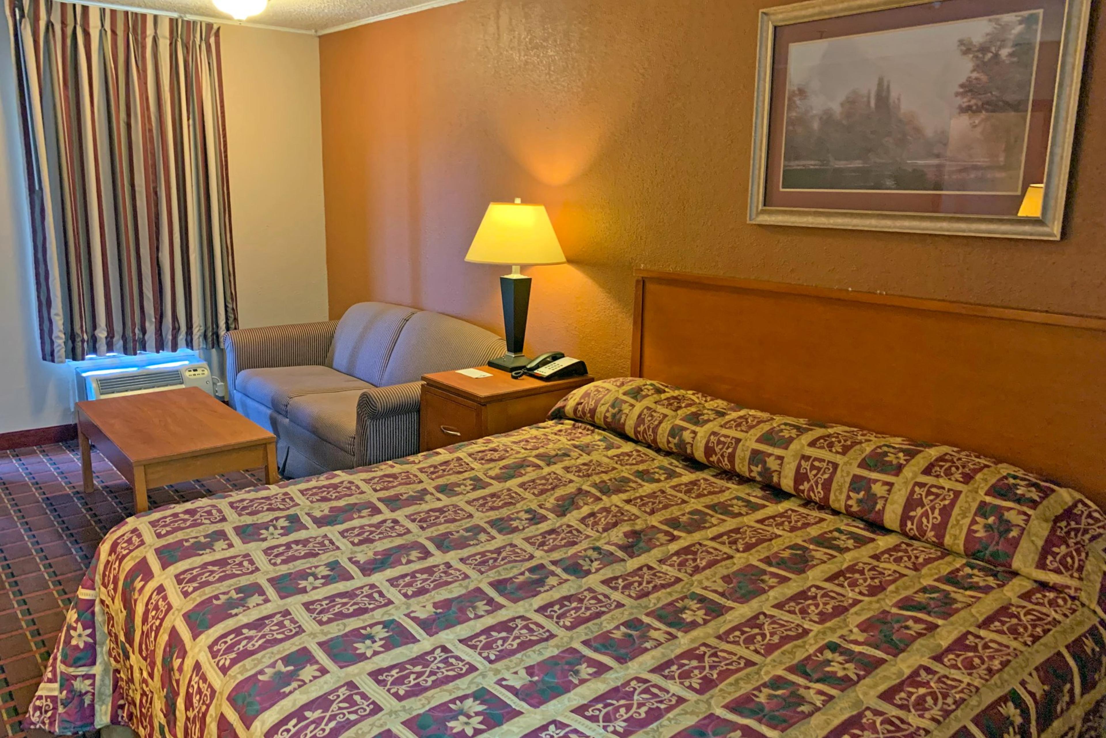 SCOTTISH INNS KNOXVILLE