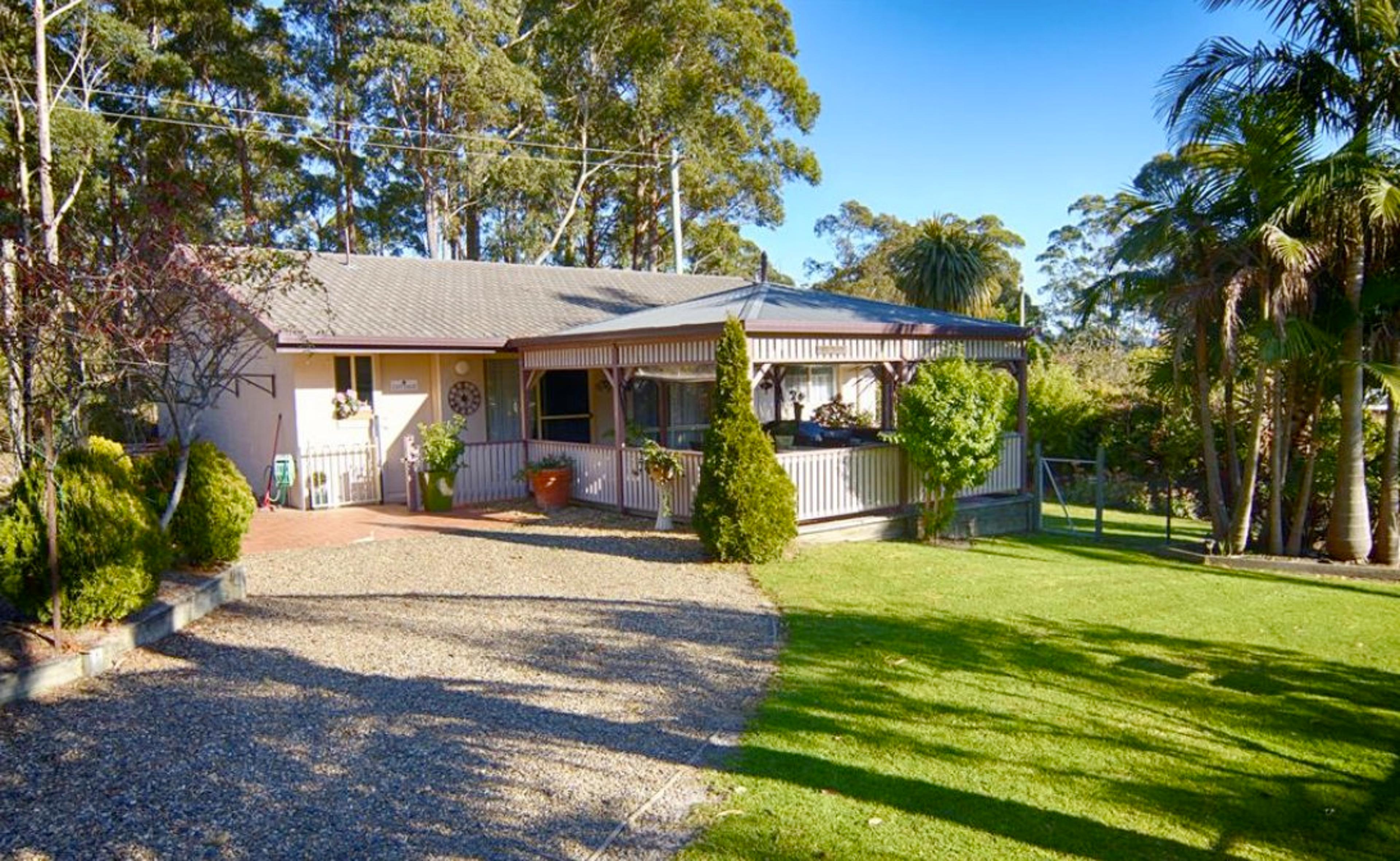 FAIRWAY MOTOR INN PAMBULA