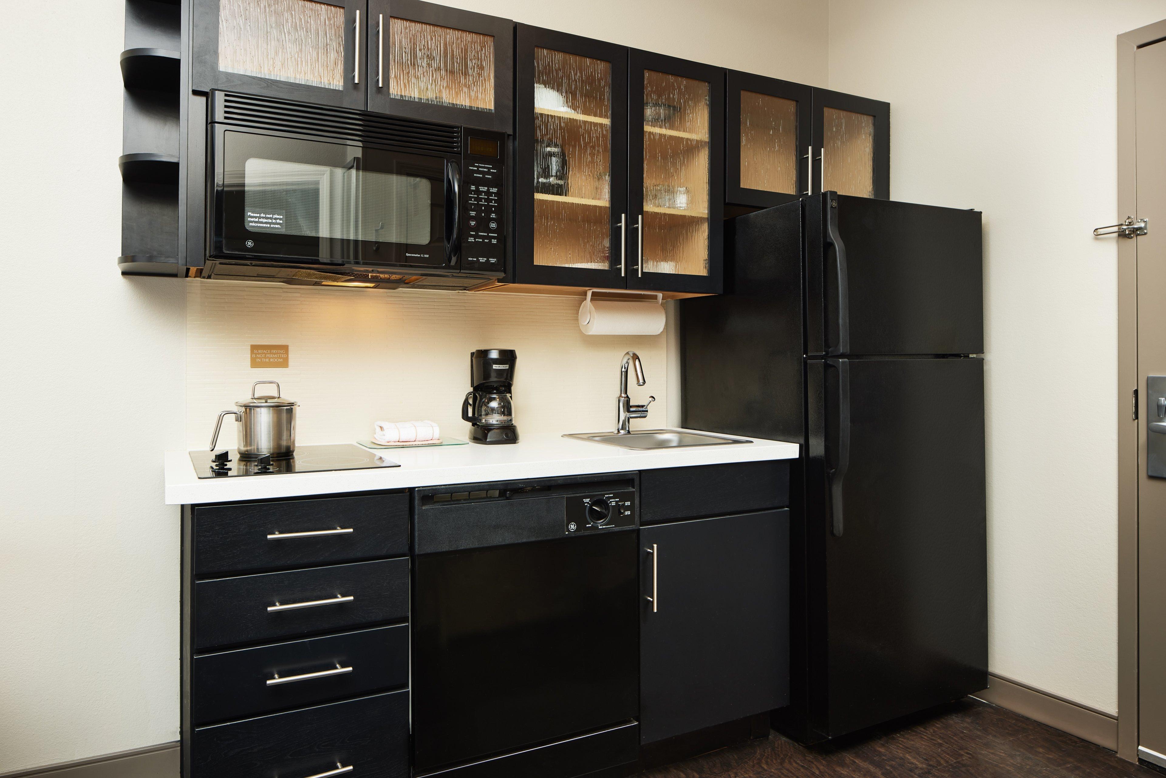 CANDLEWOOD SUITES NORTHWOODS BY IHG