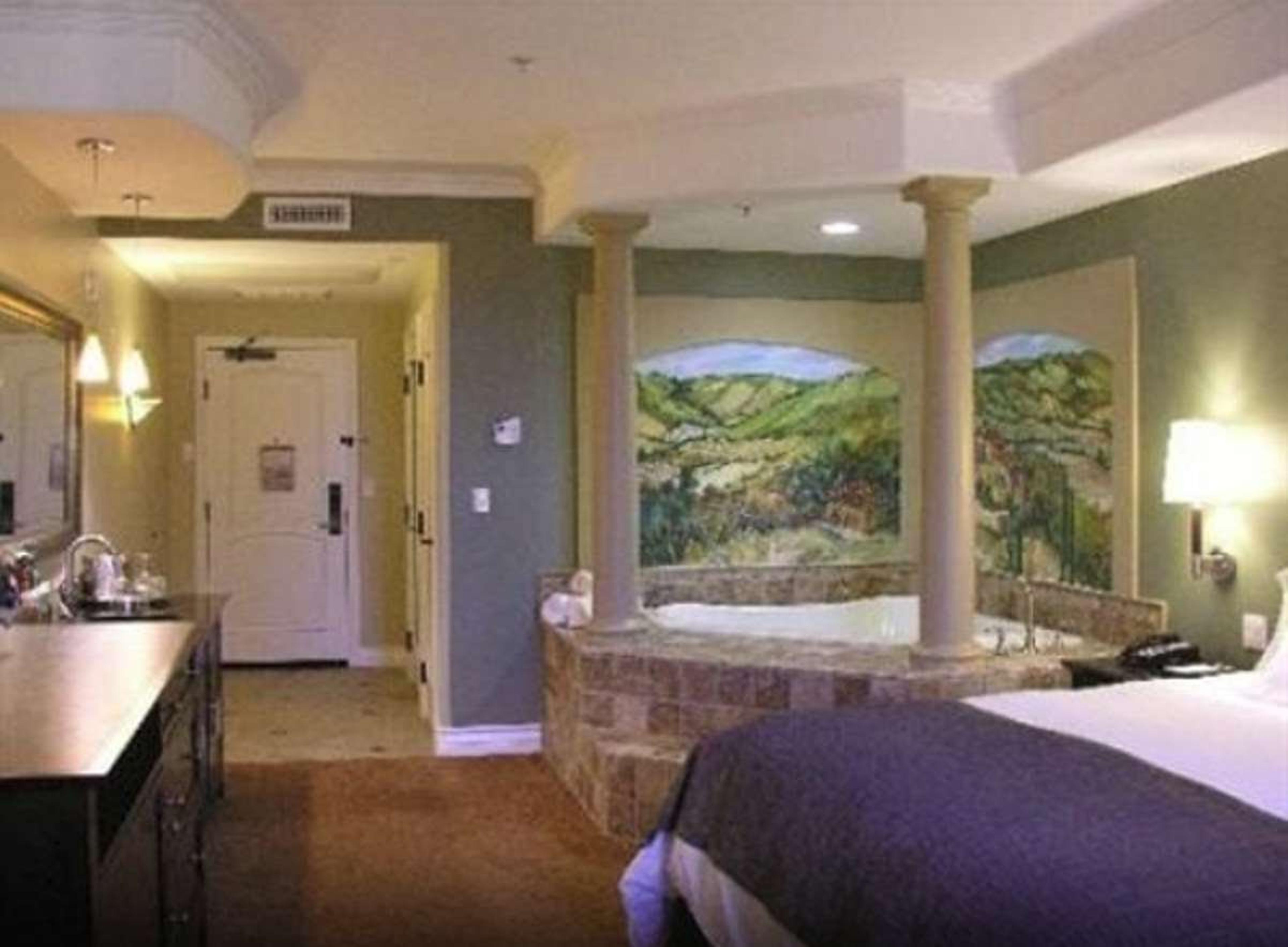 BELLASERA HOTEL STES TAPESTRY HLTN