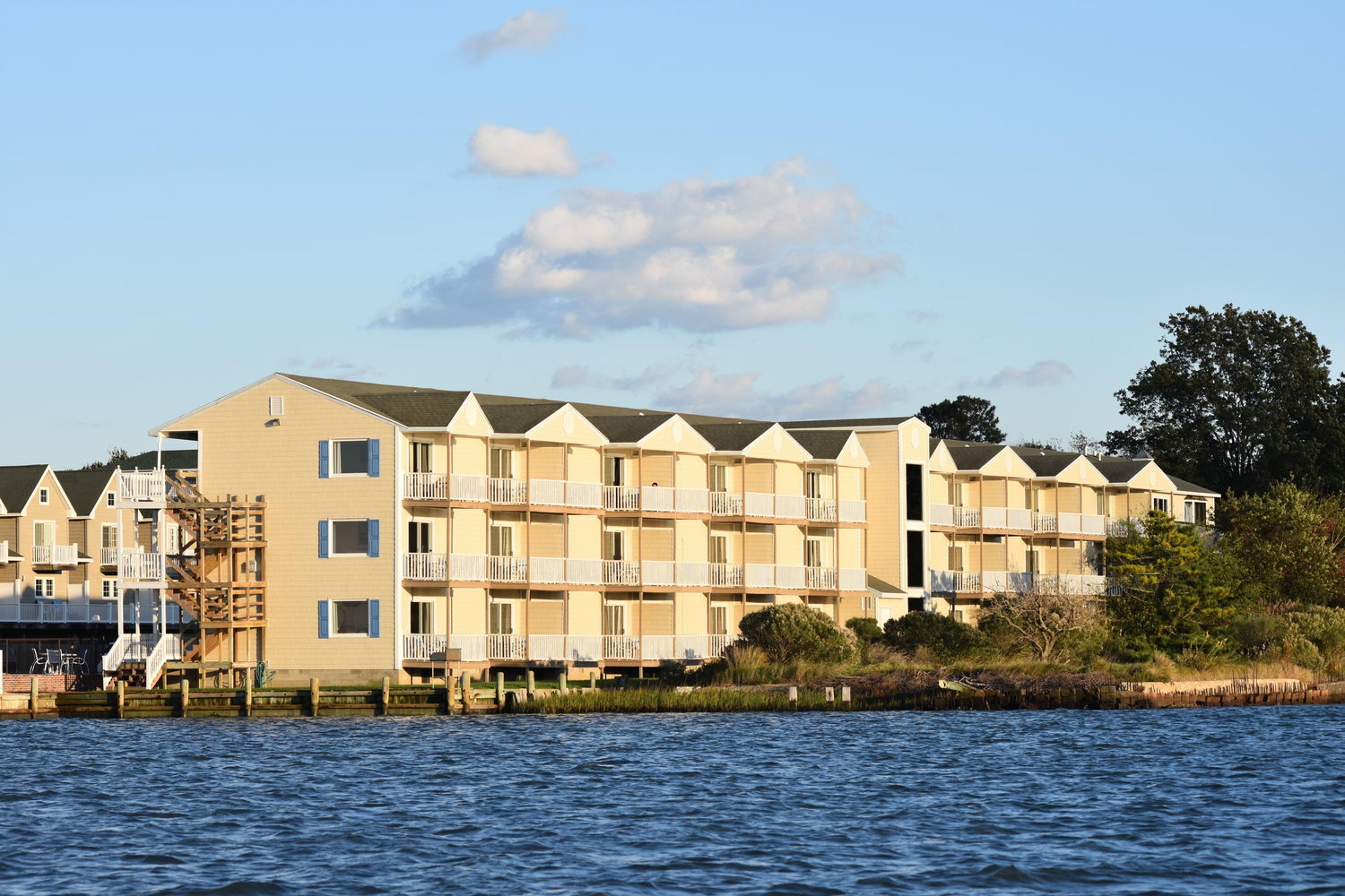 WATERSIDE CHINCOTEAGUE ISLAND